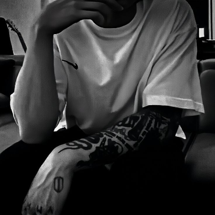 @أُغسطُس.