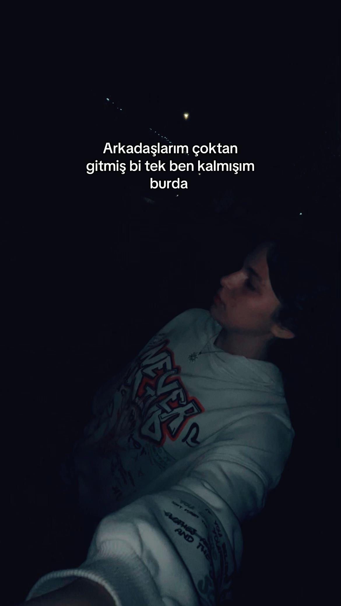 @𝒩𝒾𝒶