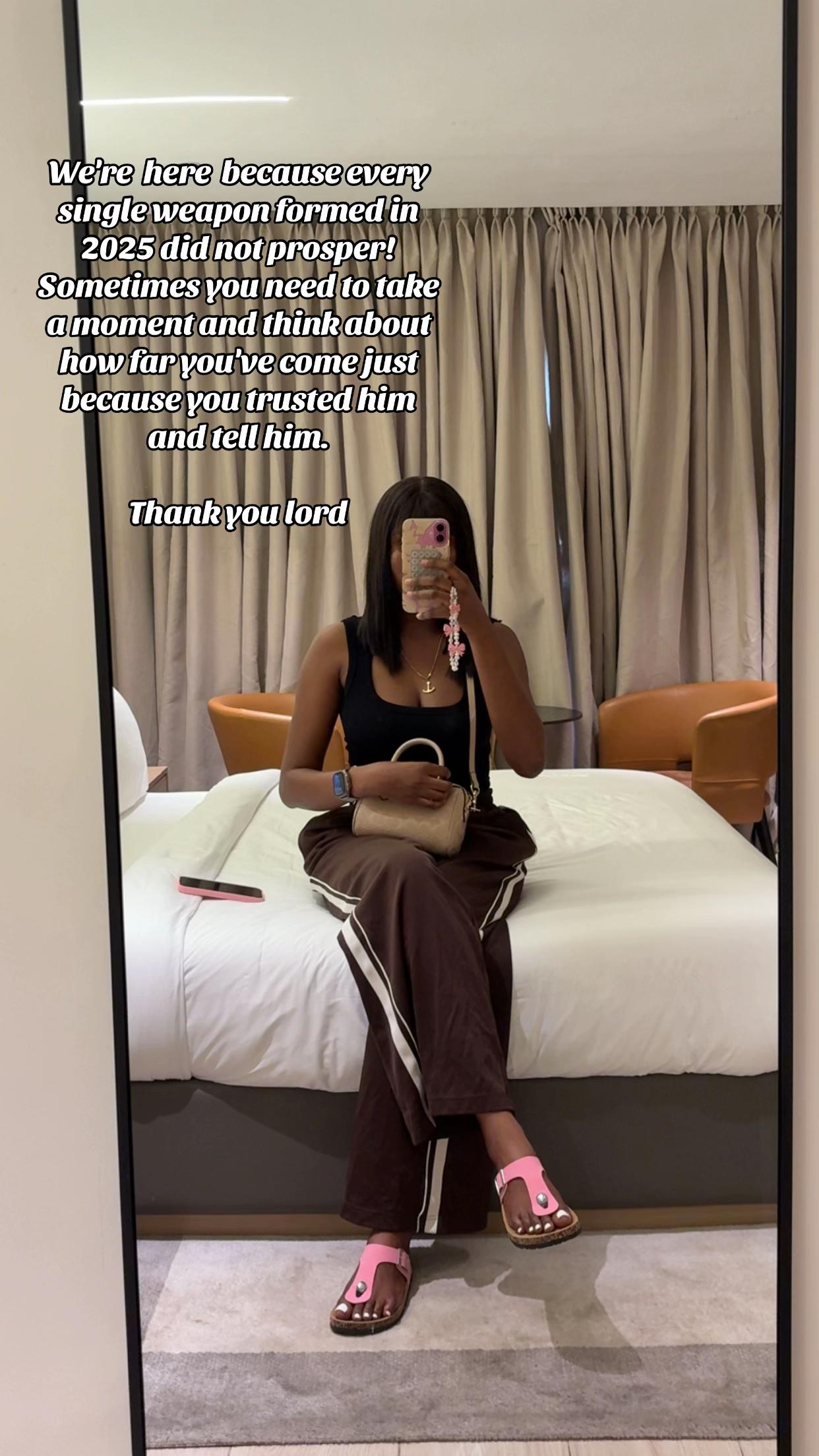 @EMOSHOGWE 🖤