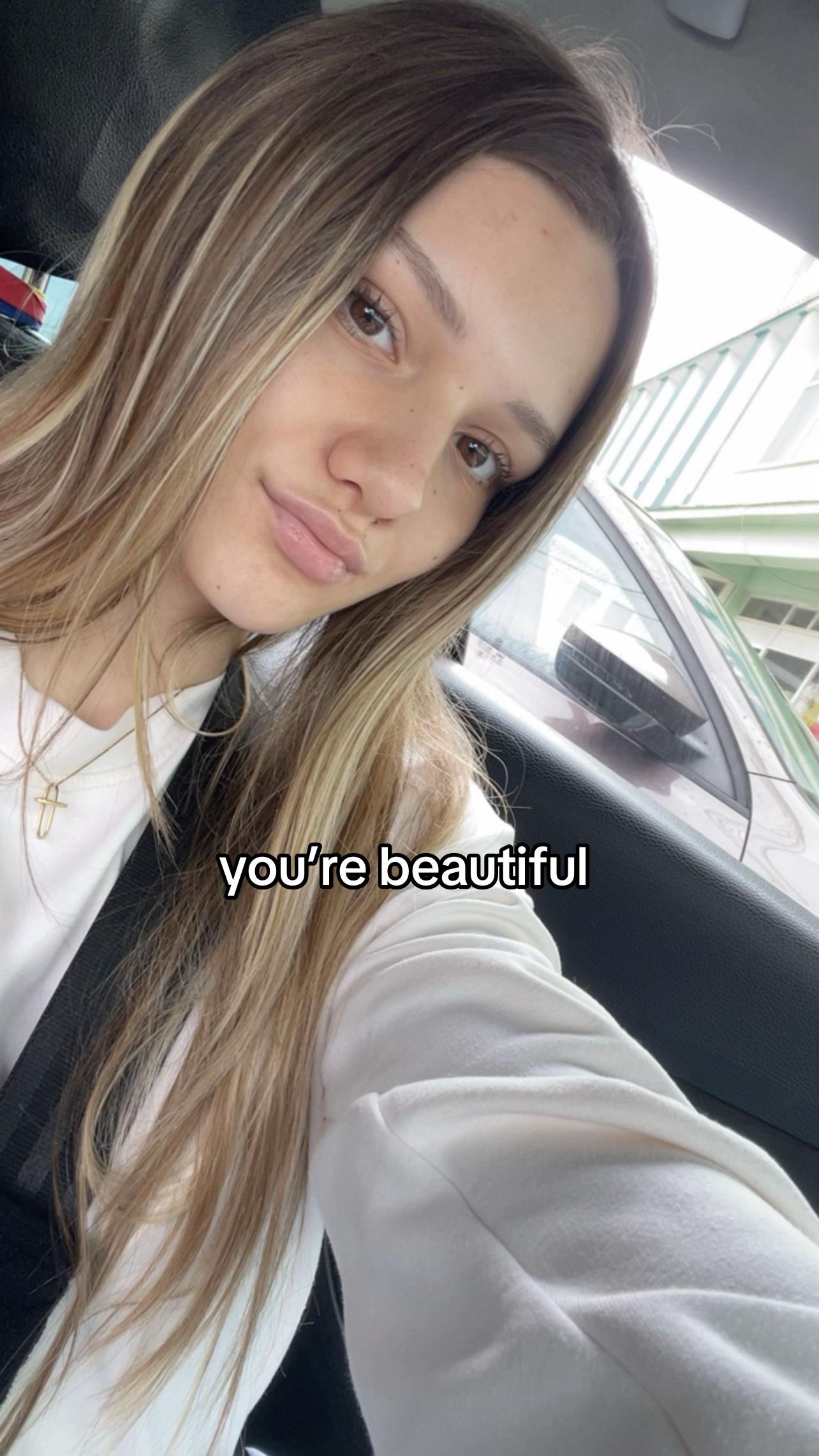 @c.caamii0