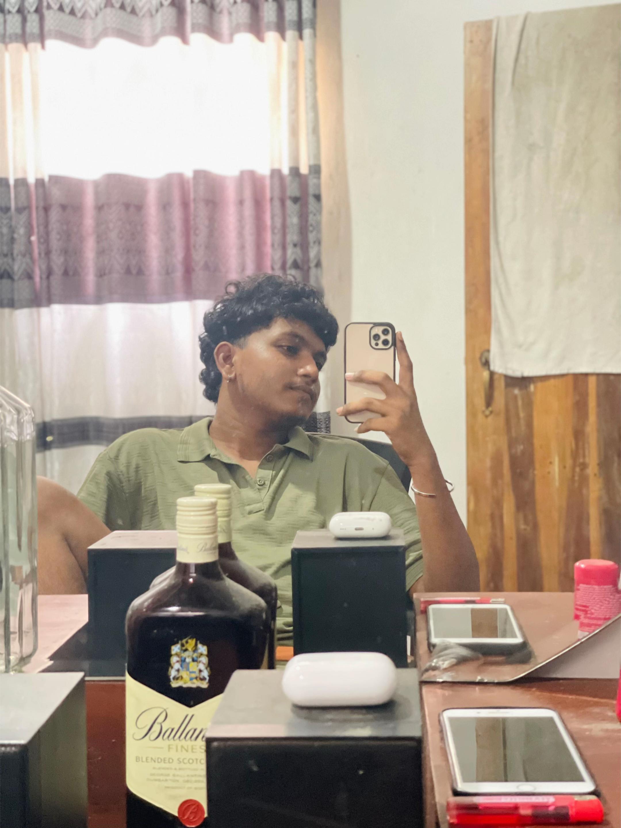 @Buvindu_s