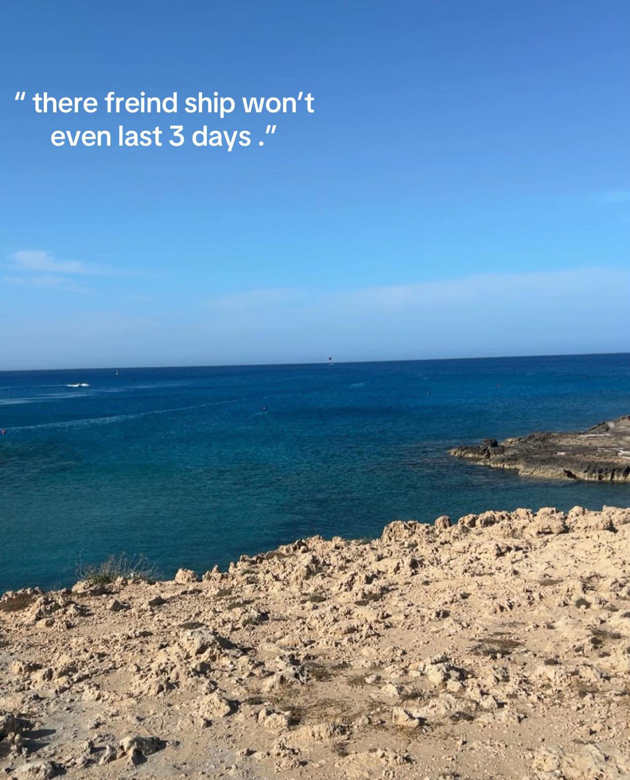 @๐ณ๐ฐ๐ณ๐ณ๐๊จ