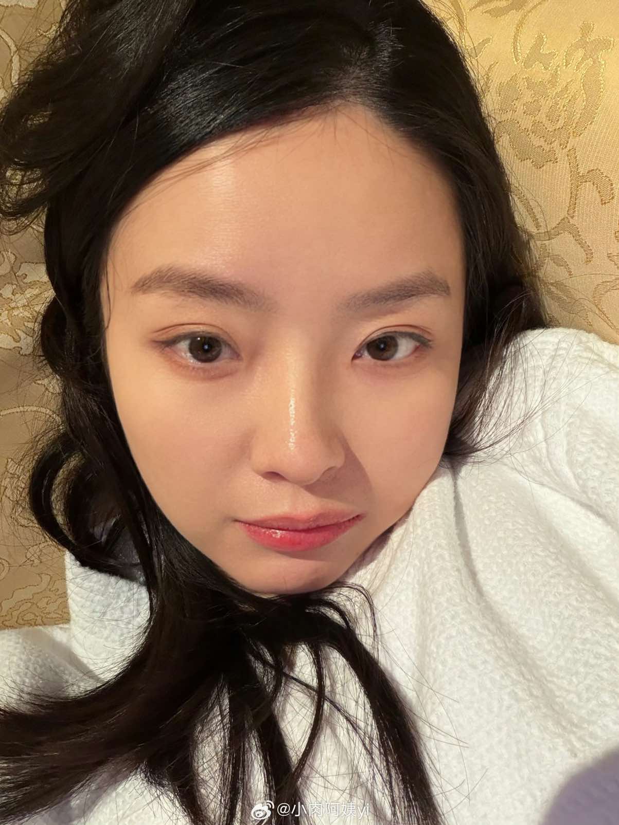 @小肉阿姨yi