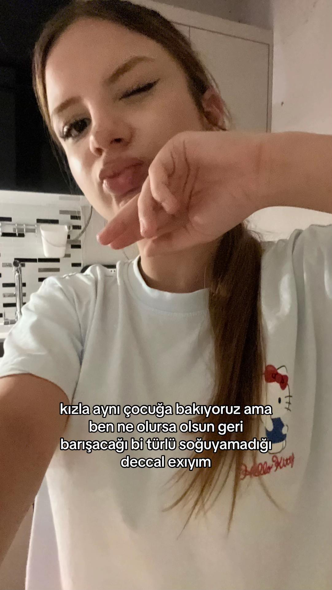 @𝒩𝒦
