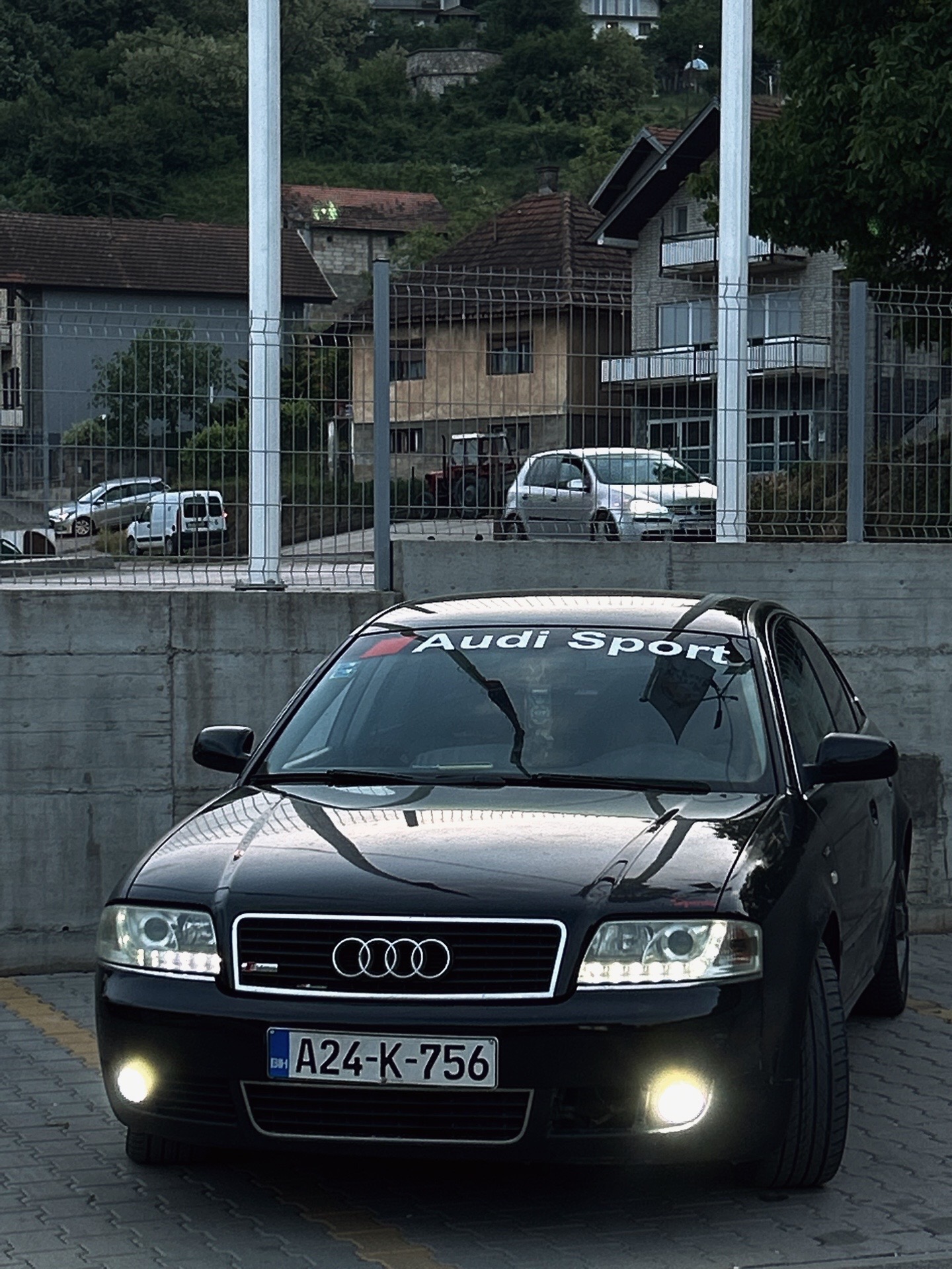 @AUDI SMRTI😈