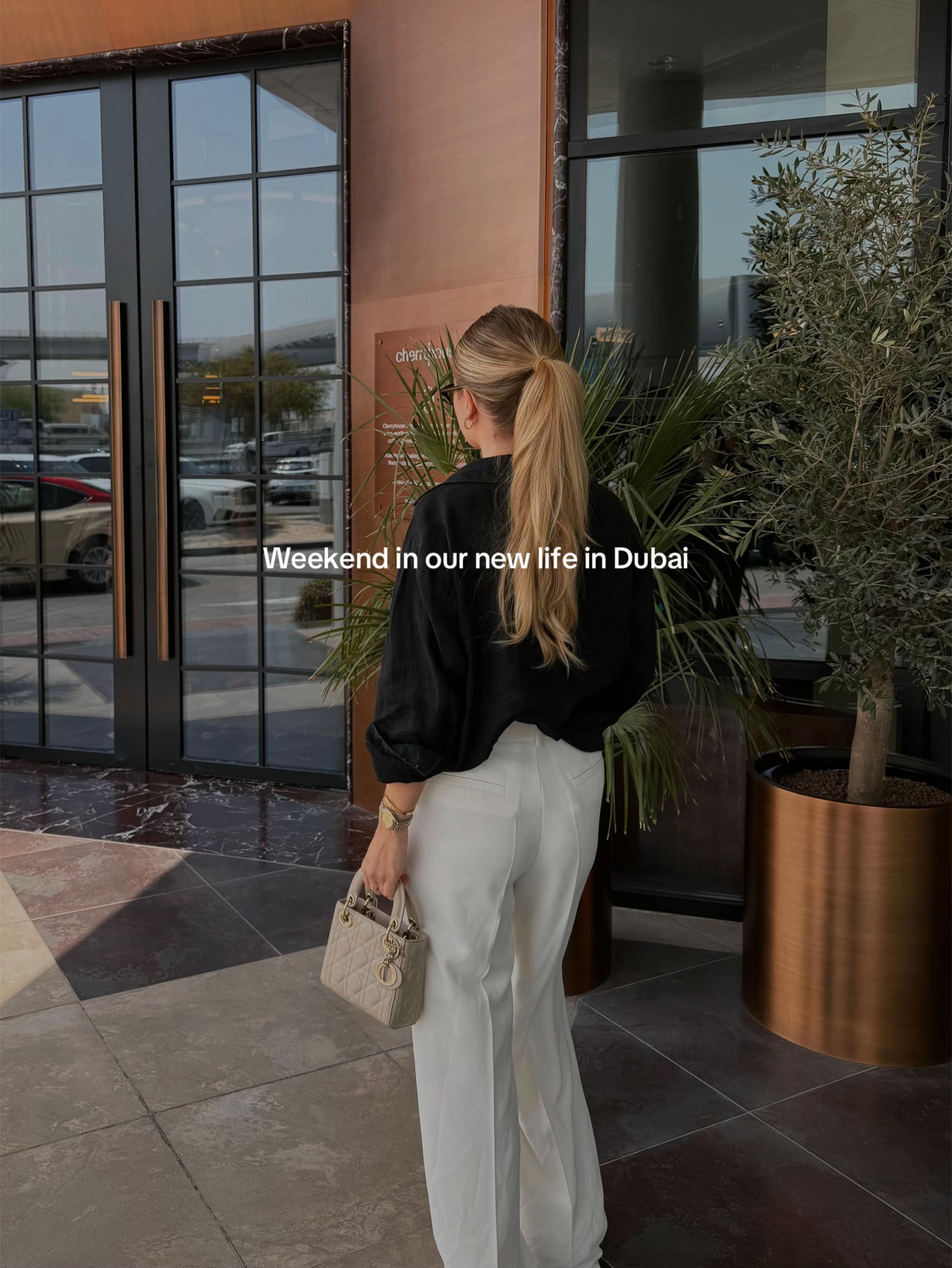 @Nea | Mom in Dubai