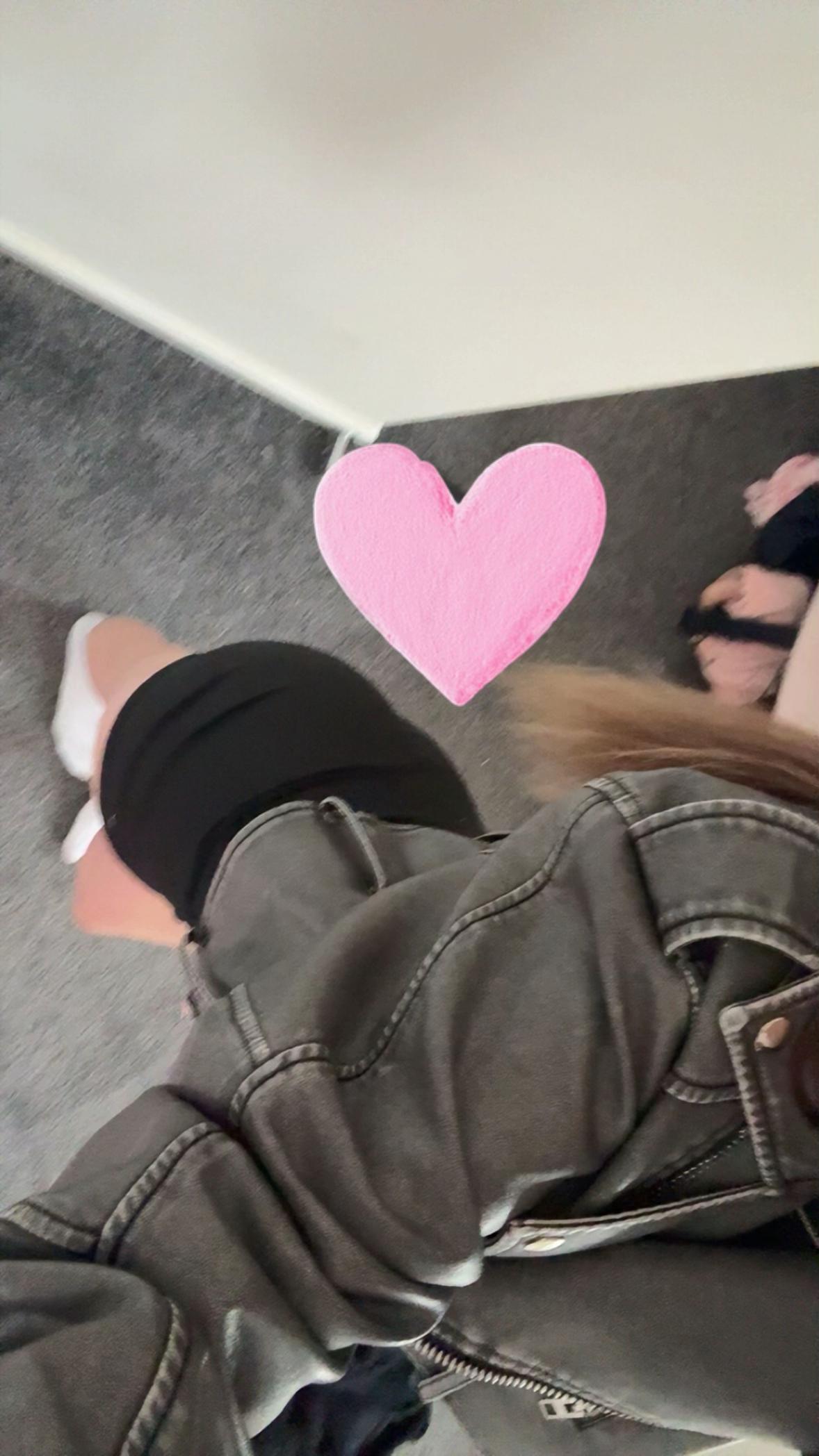 @𝐀𝐦𝐞𝐥𝐢𝐚👸🏻🖤
