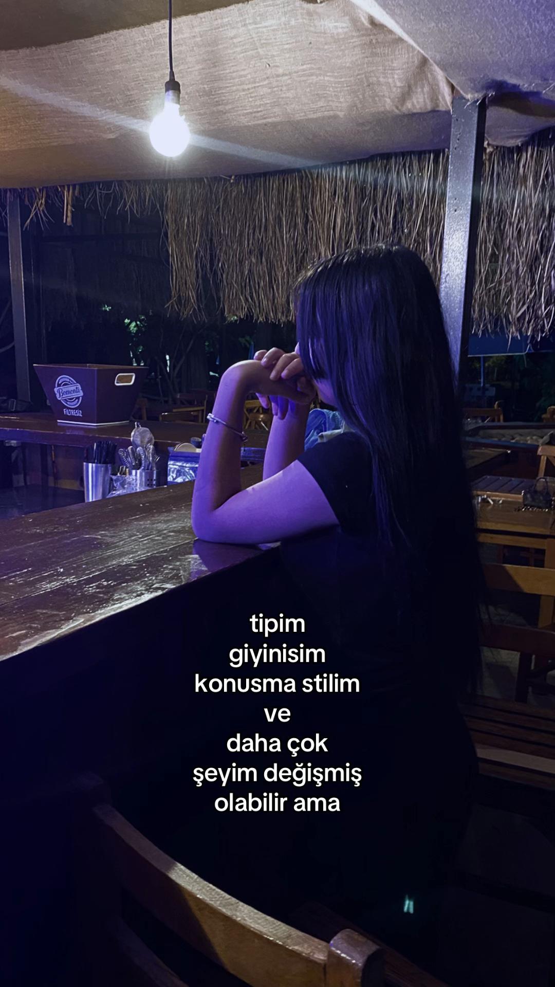 @CHERRY COLA🇹🇷