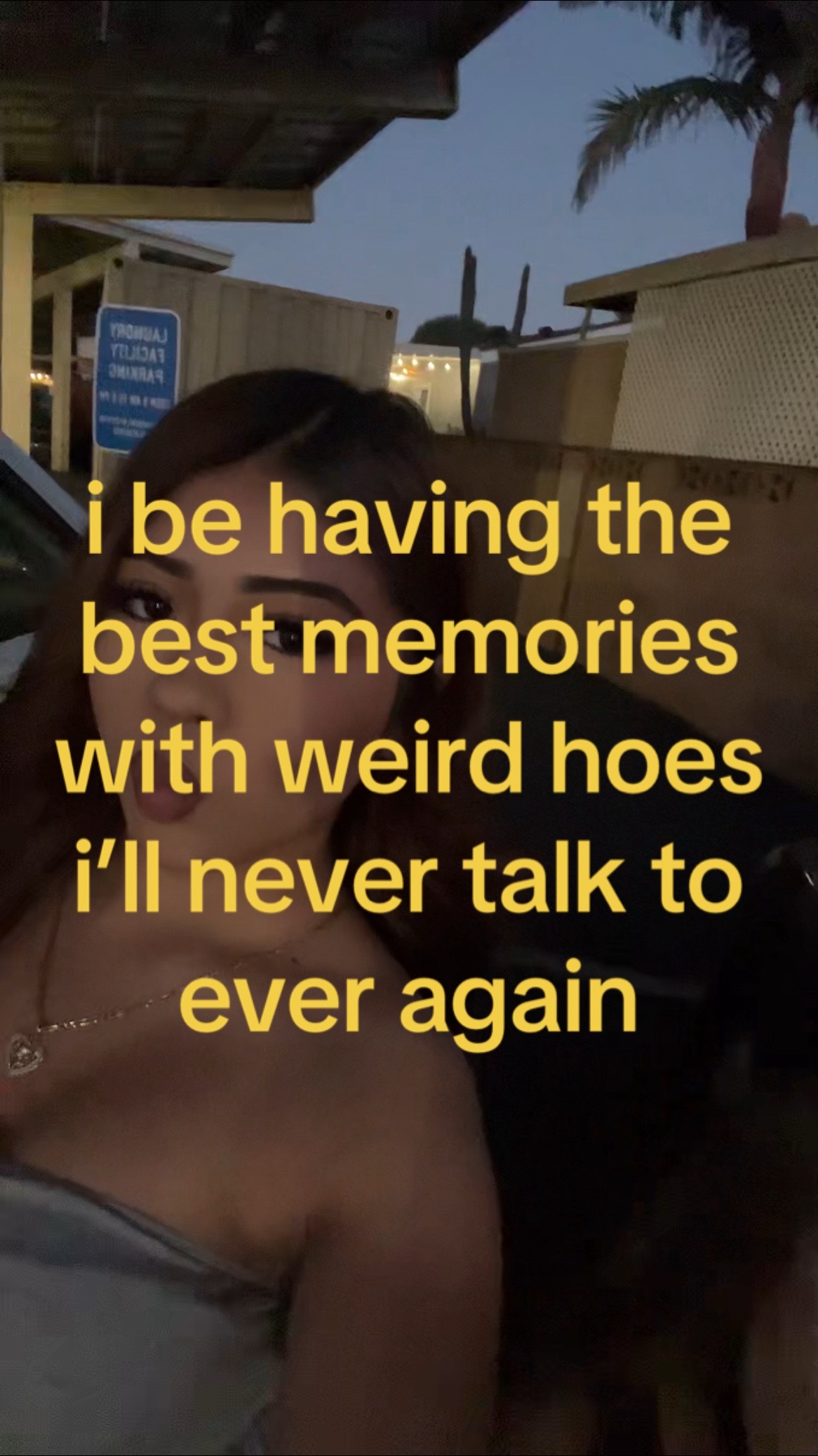@⃟
