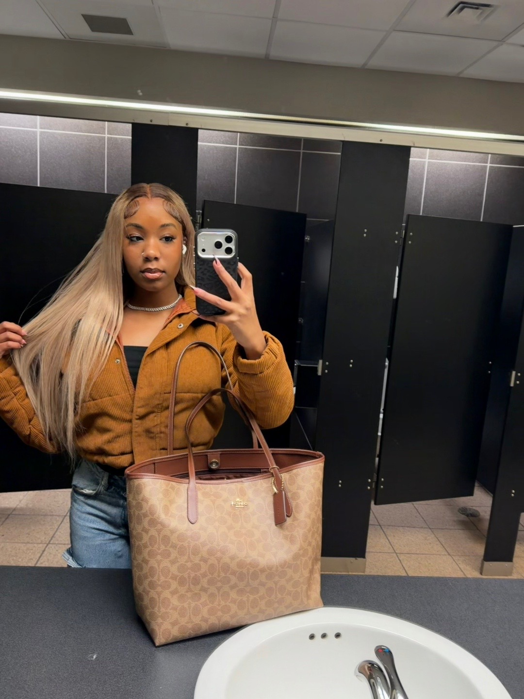 @nyla