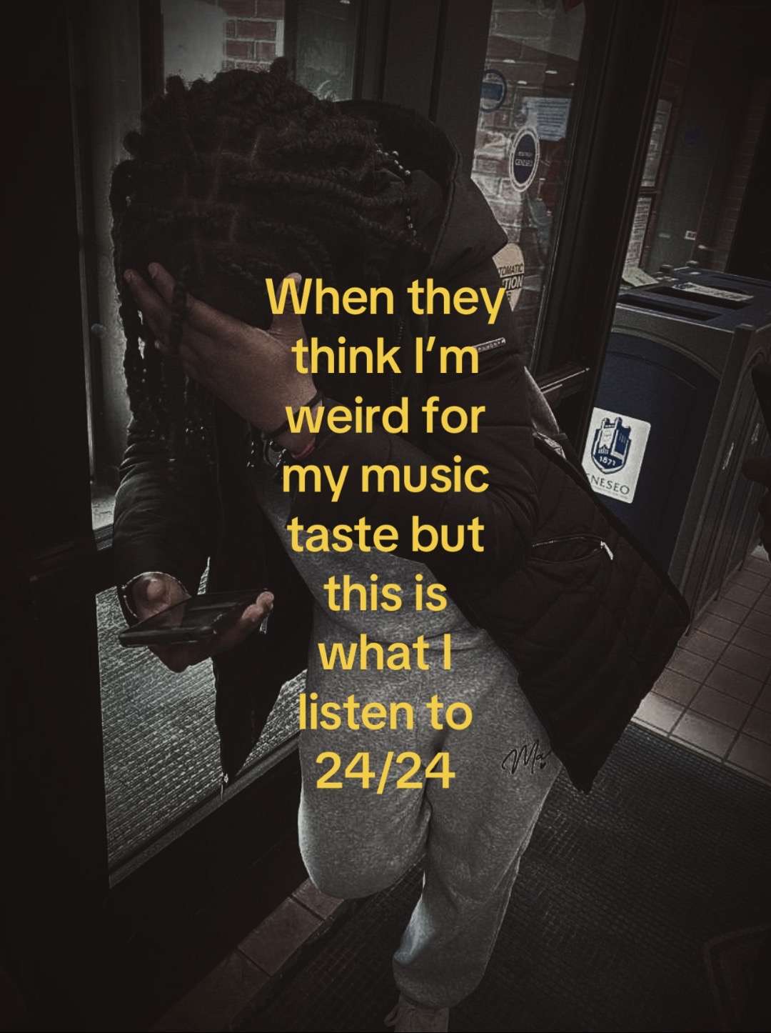 @Velvet