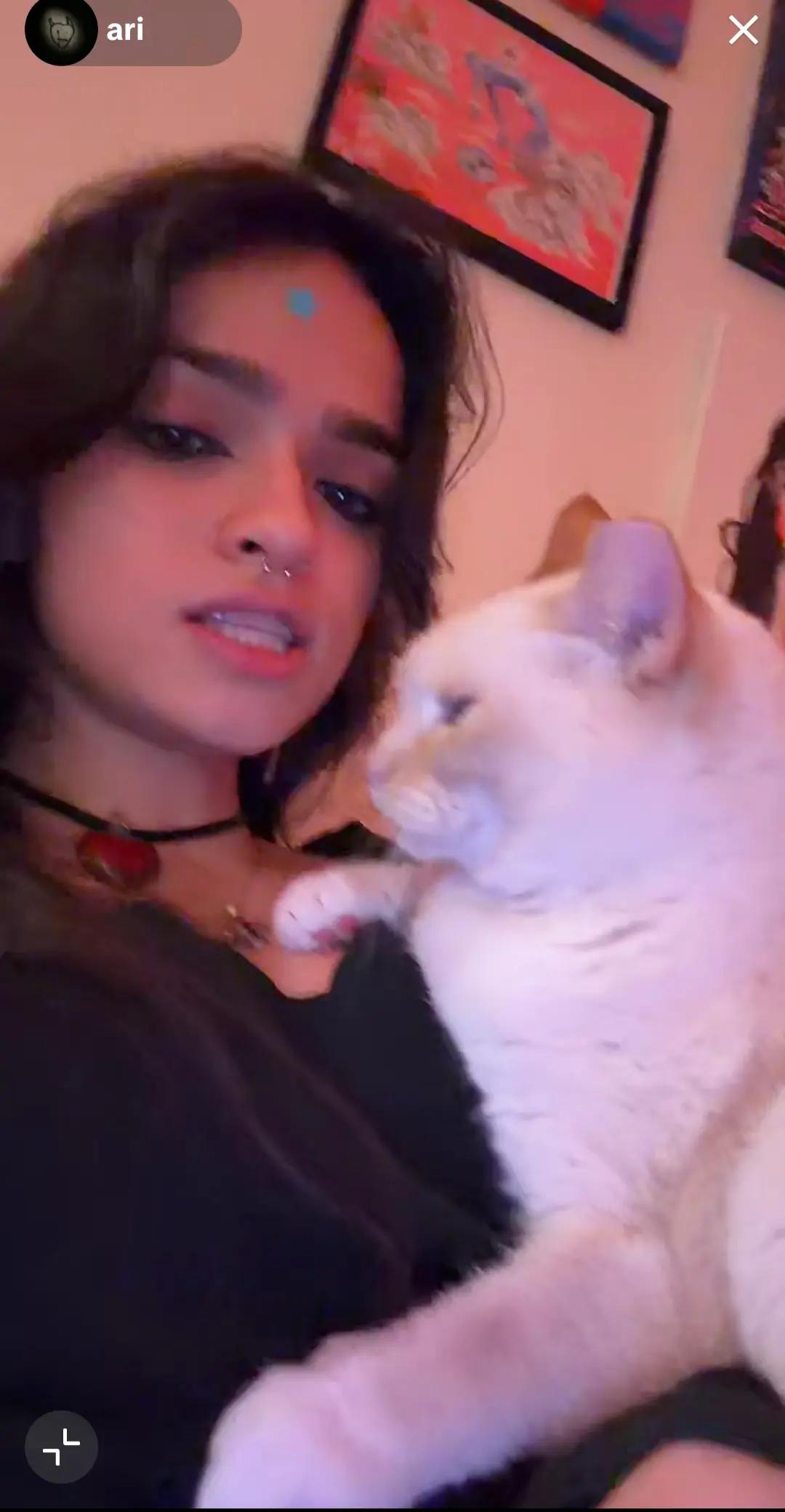 @Will Hodges akaJenna&Oliviafan