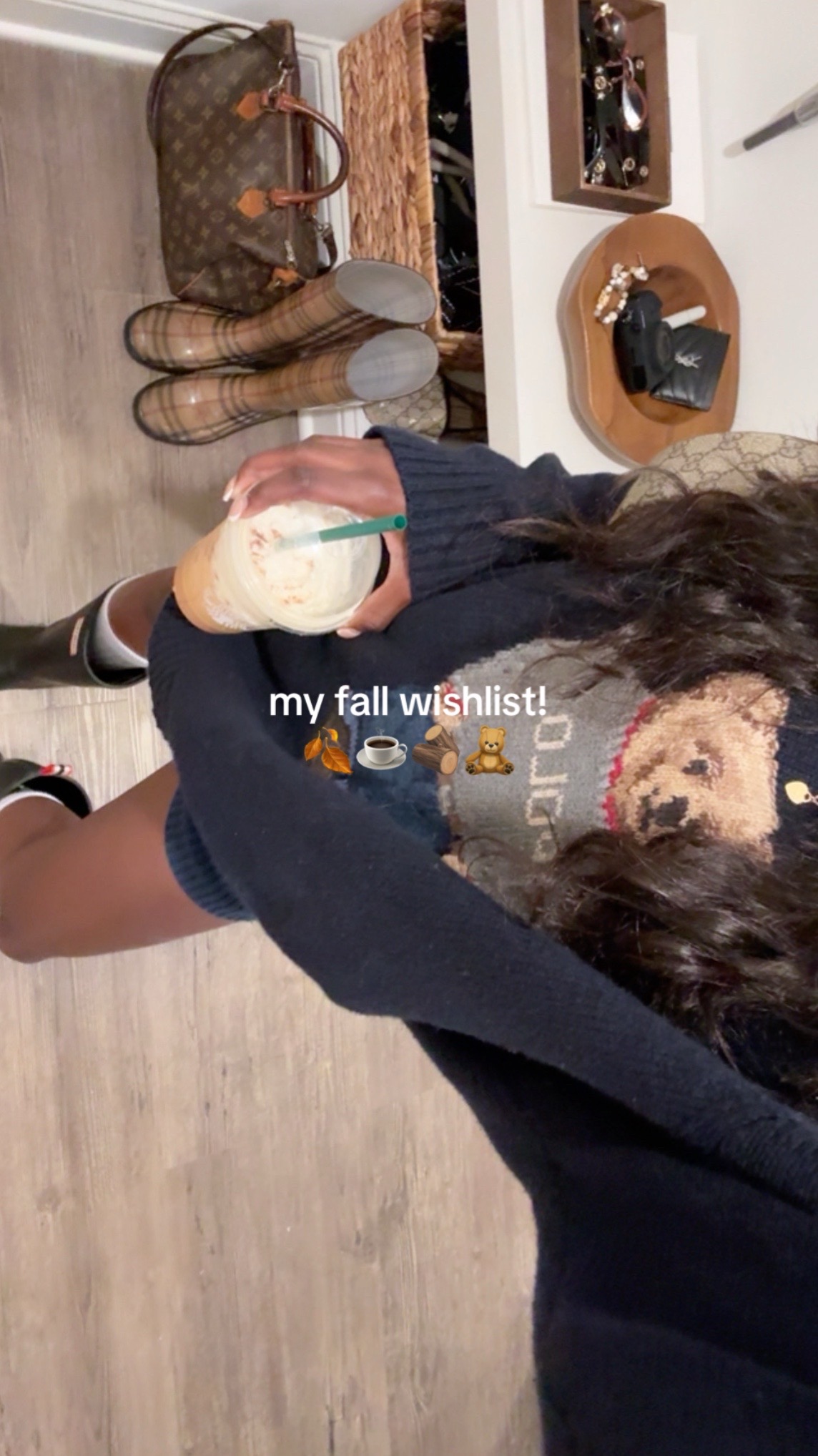 @NiyaNextDoor
