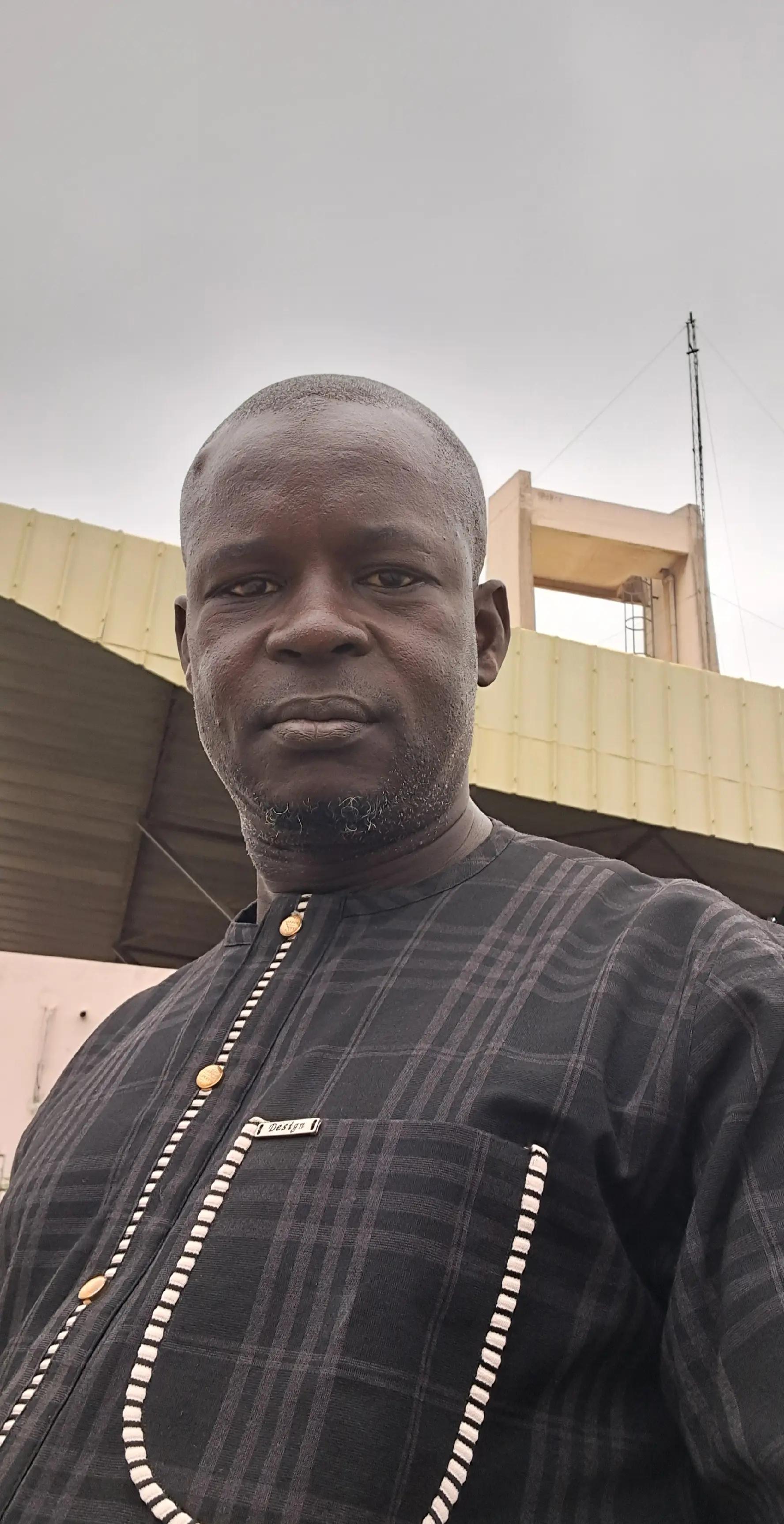 @Modibo Niaré