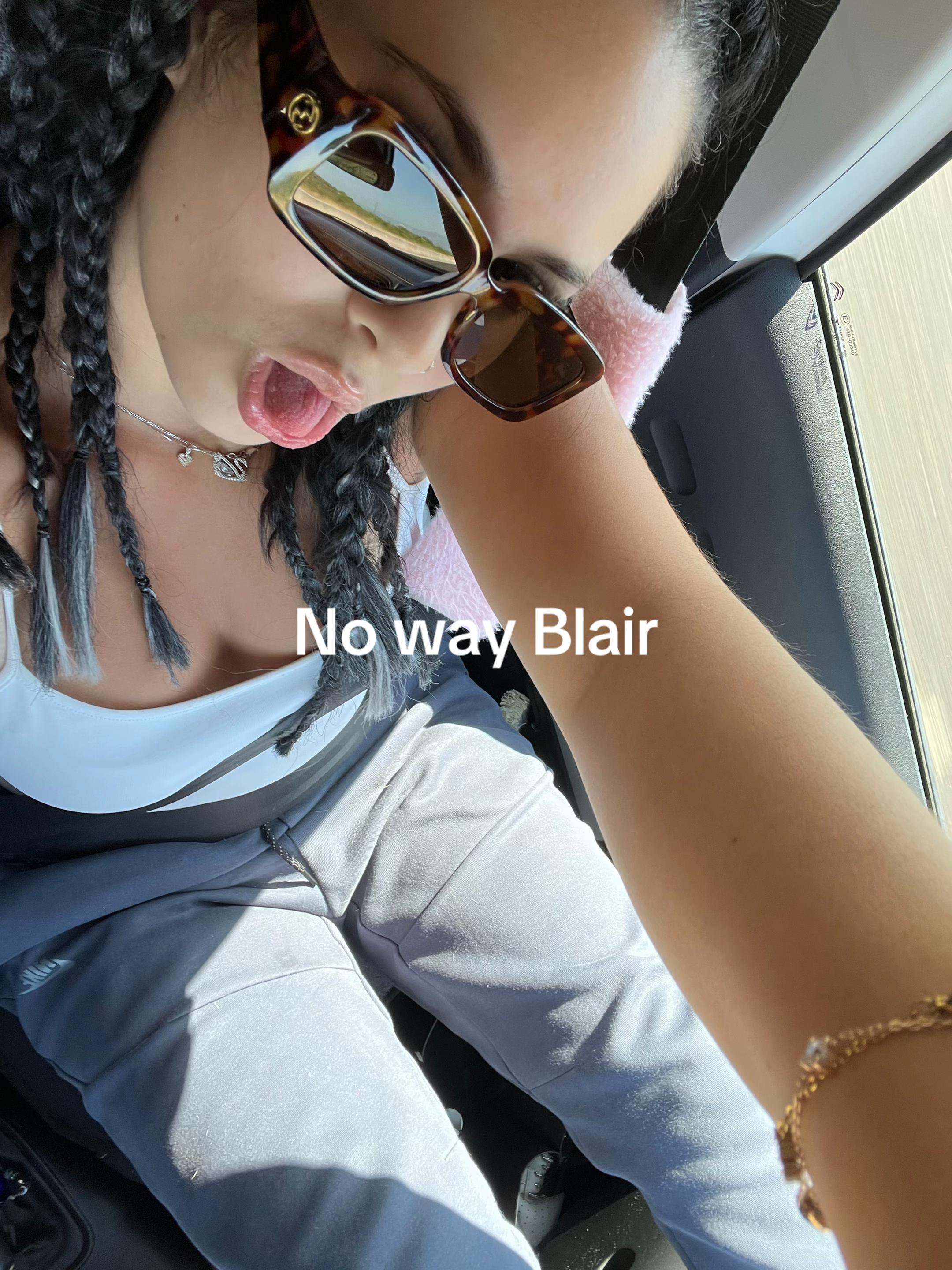 @(;)