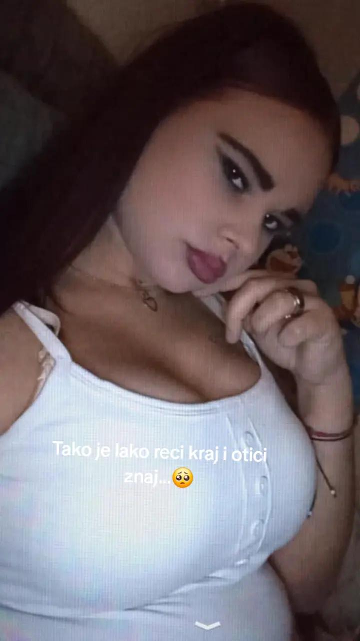 @Jovana0802