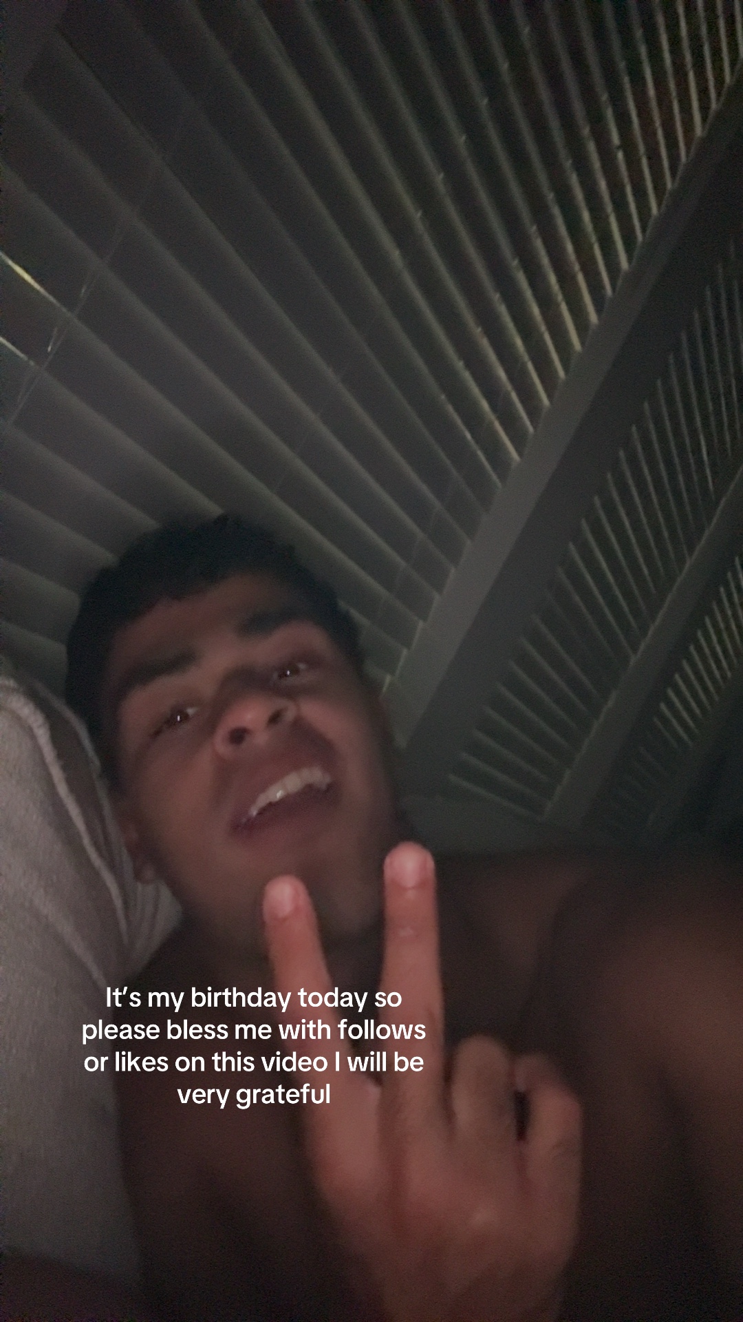 @joshy