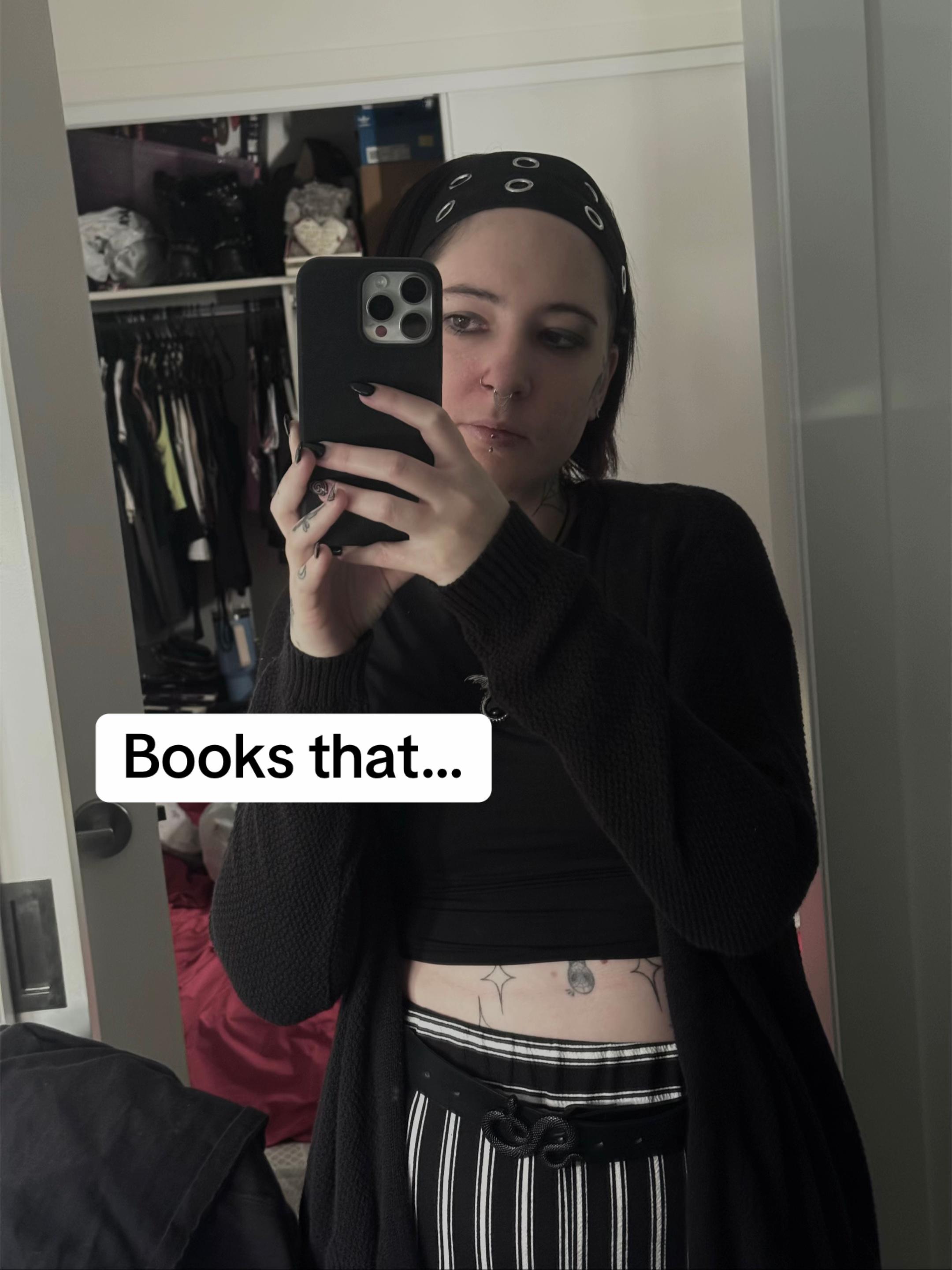 @𝓜𝓪𝓭𝓭𝓲 🦇🏳️&zwj;🌈