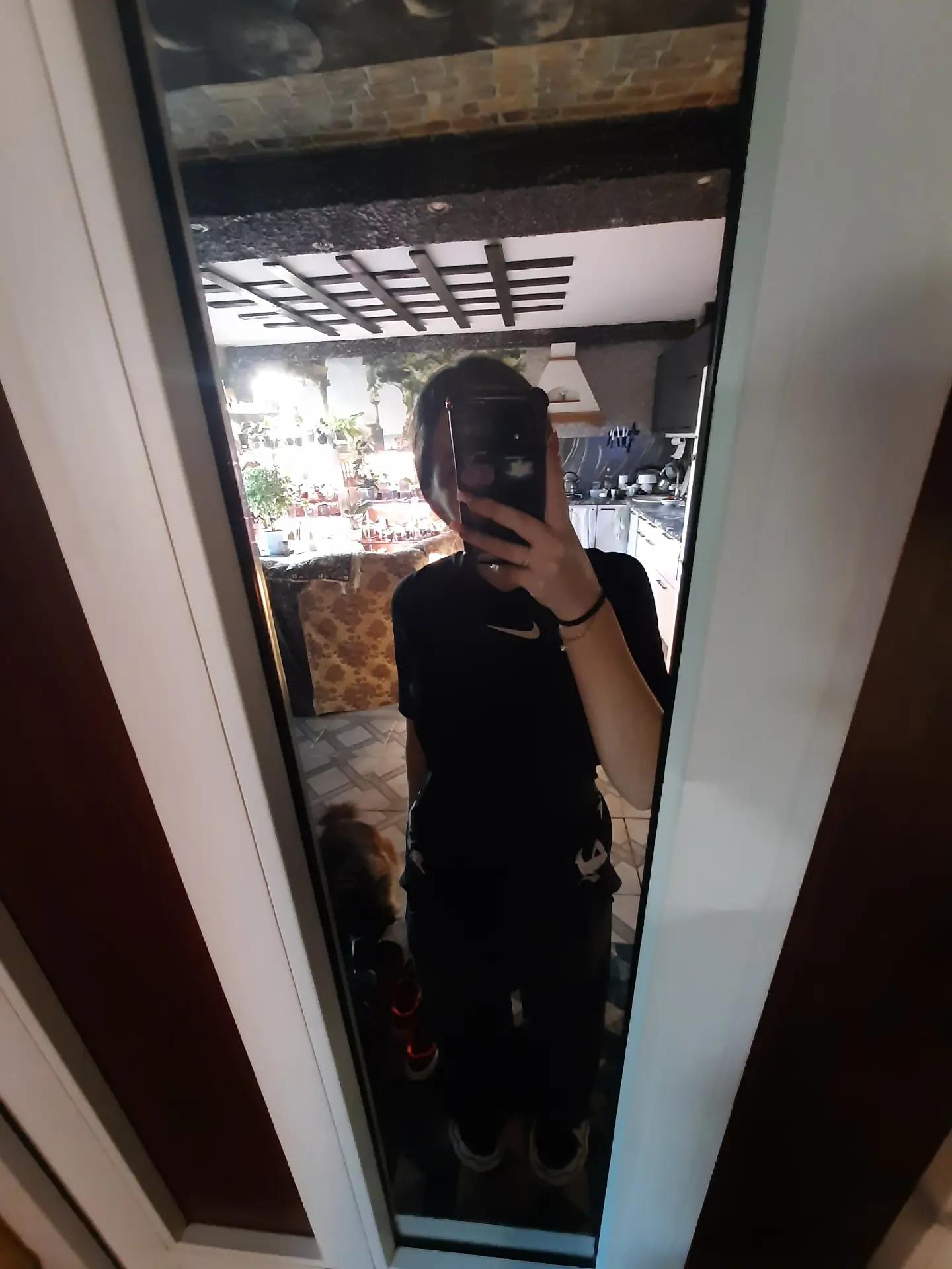 @🖤