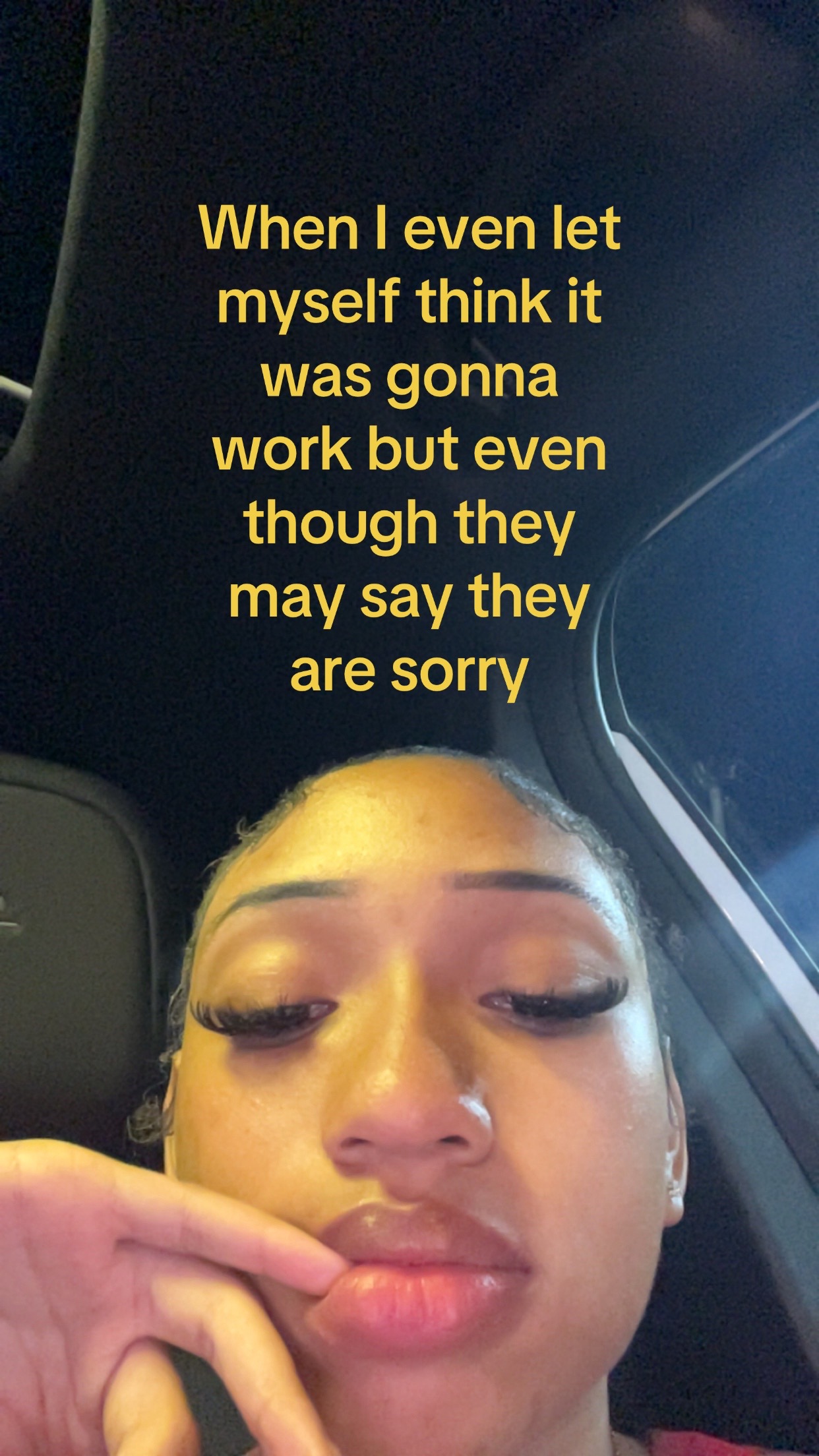 @thatgirlwthedimples