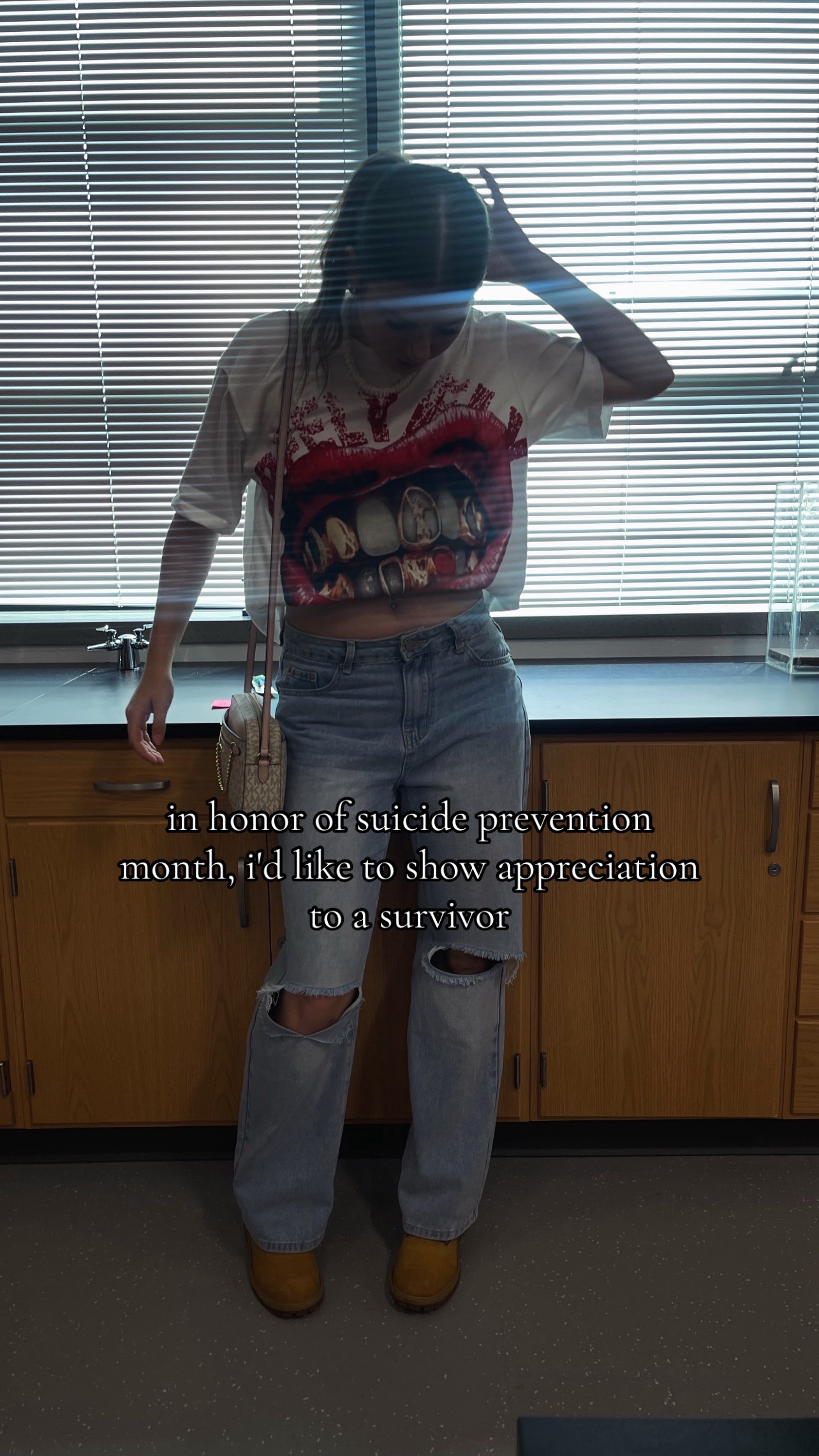 @👻.