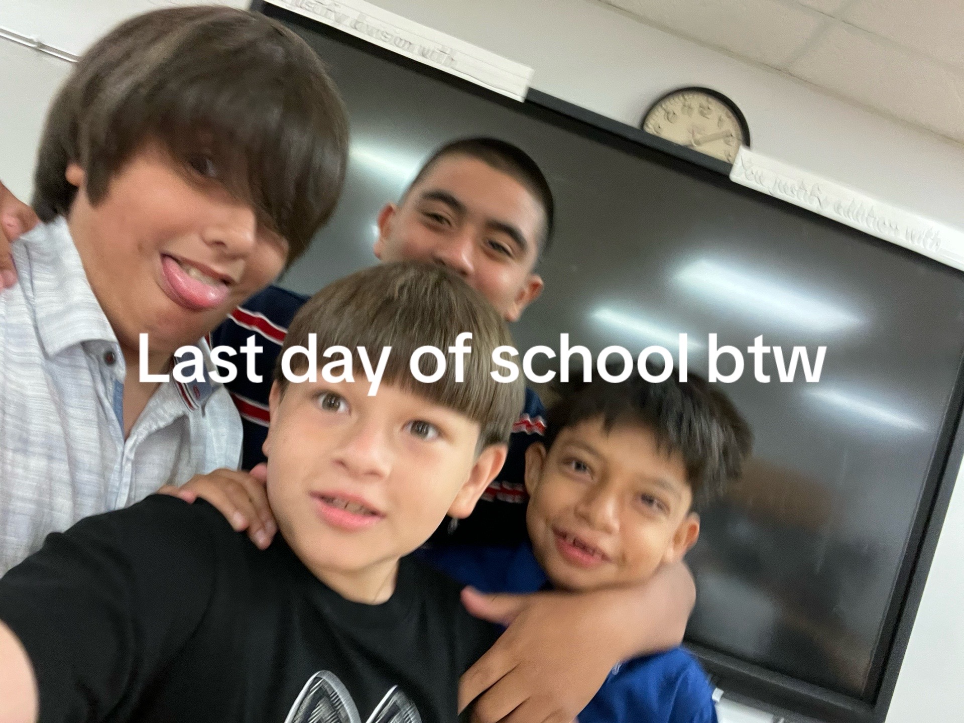 @✟