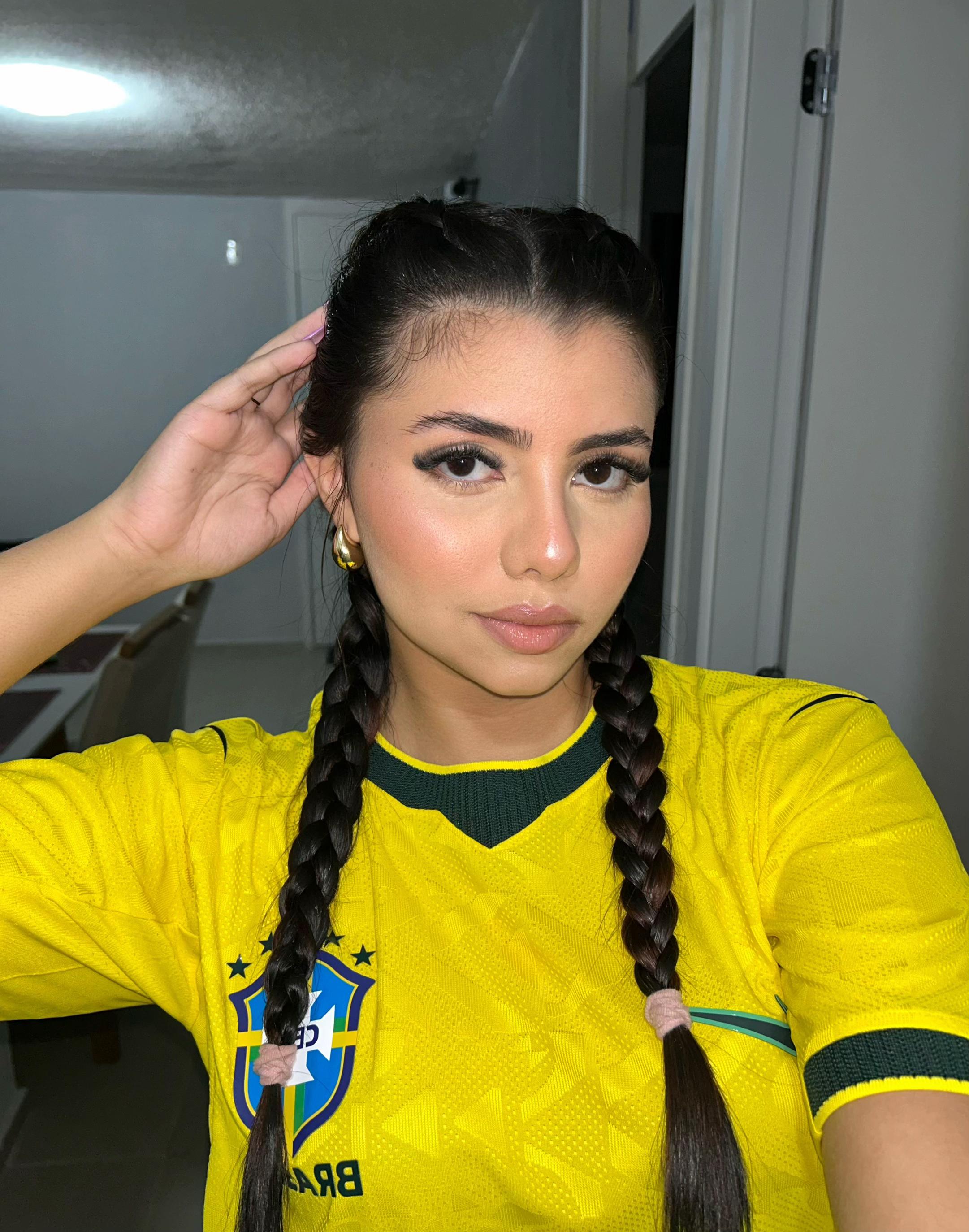 @_vivizona