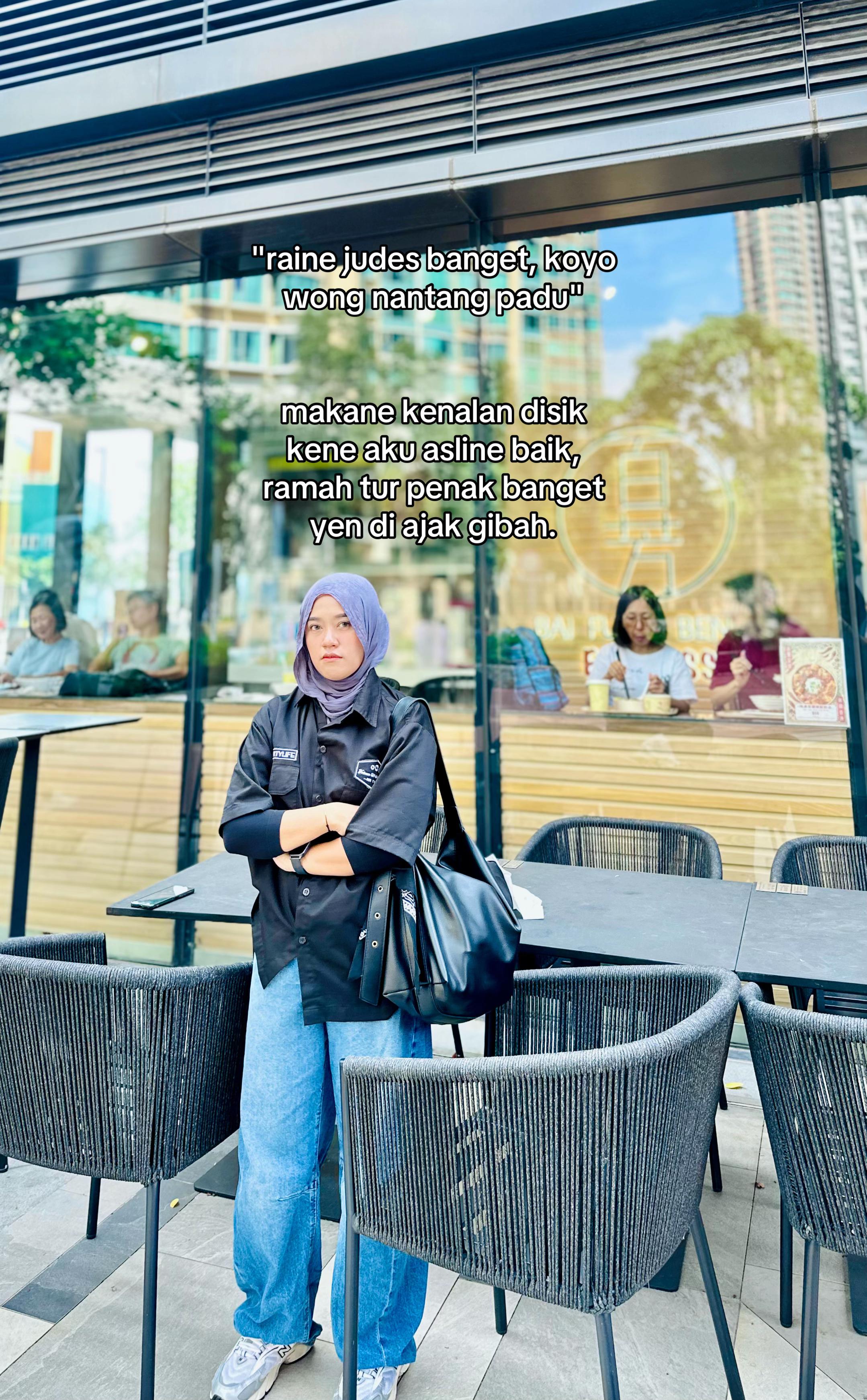 @Aniraa