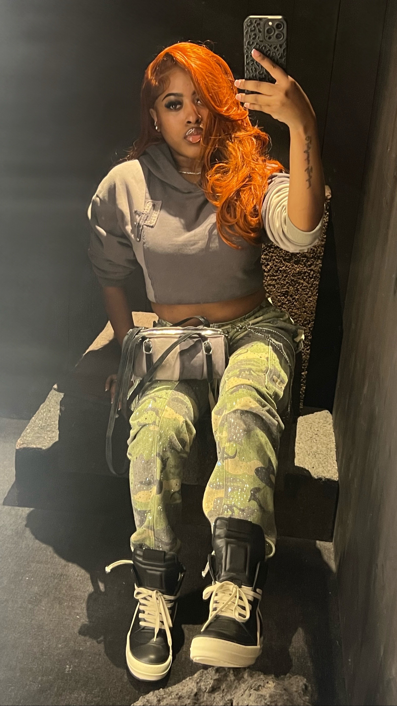 @MS. DIFF&Eacute;RENT