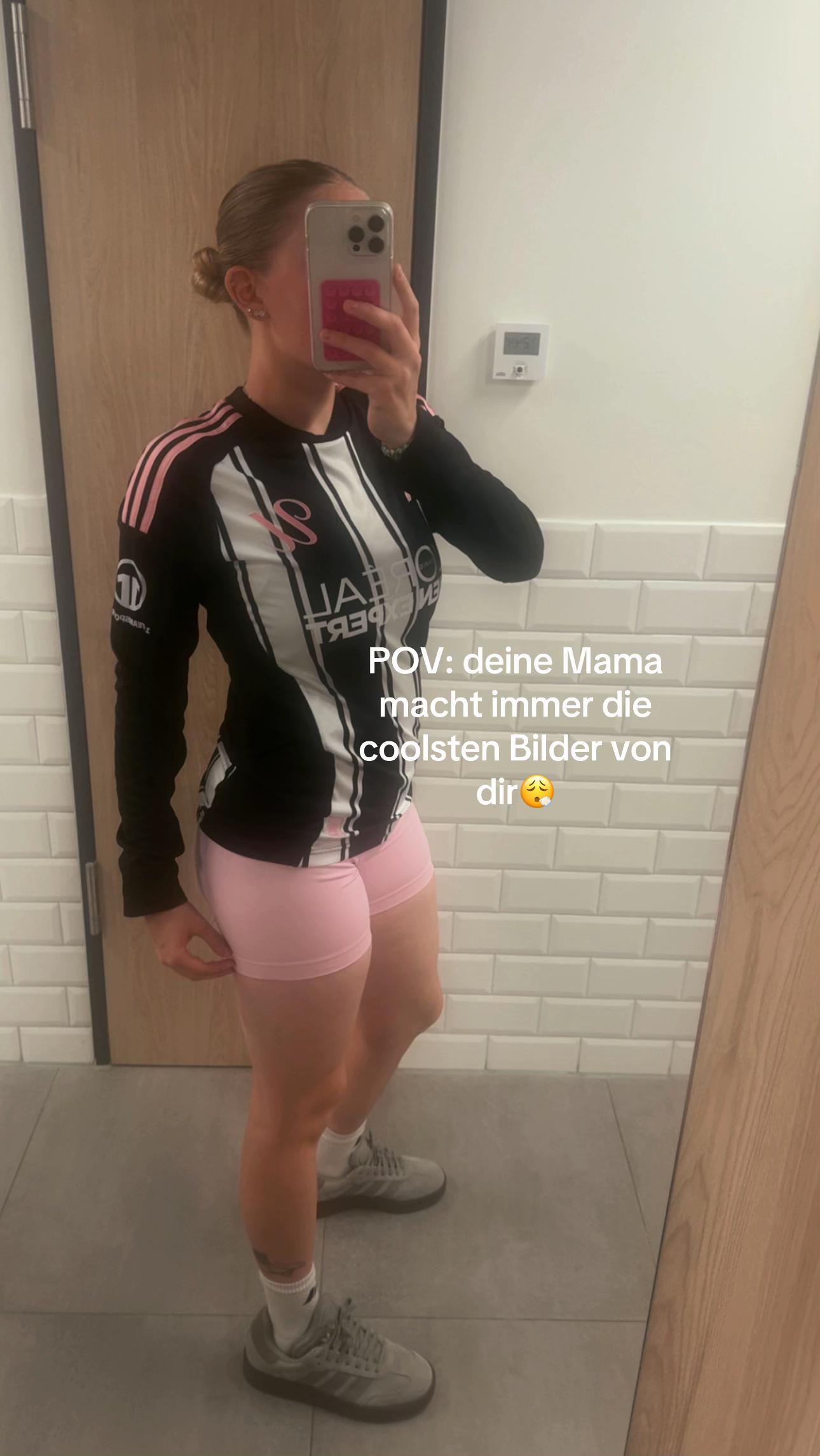 @⚯͛