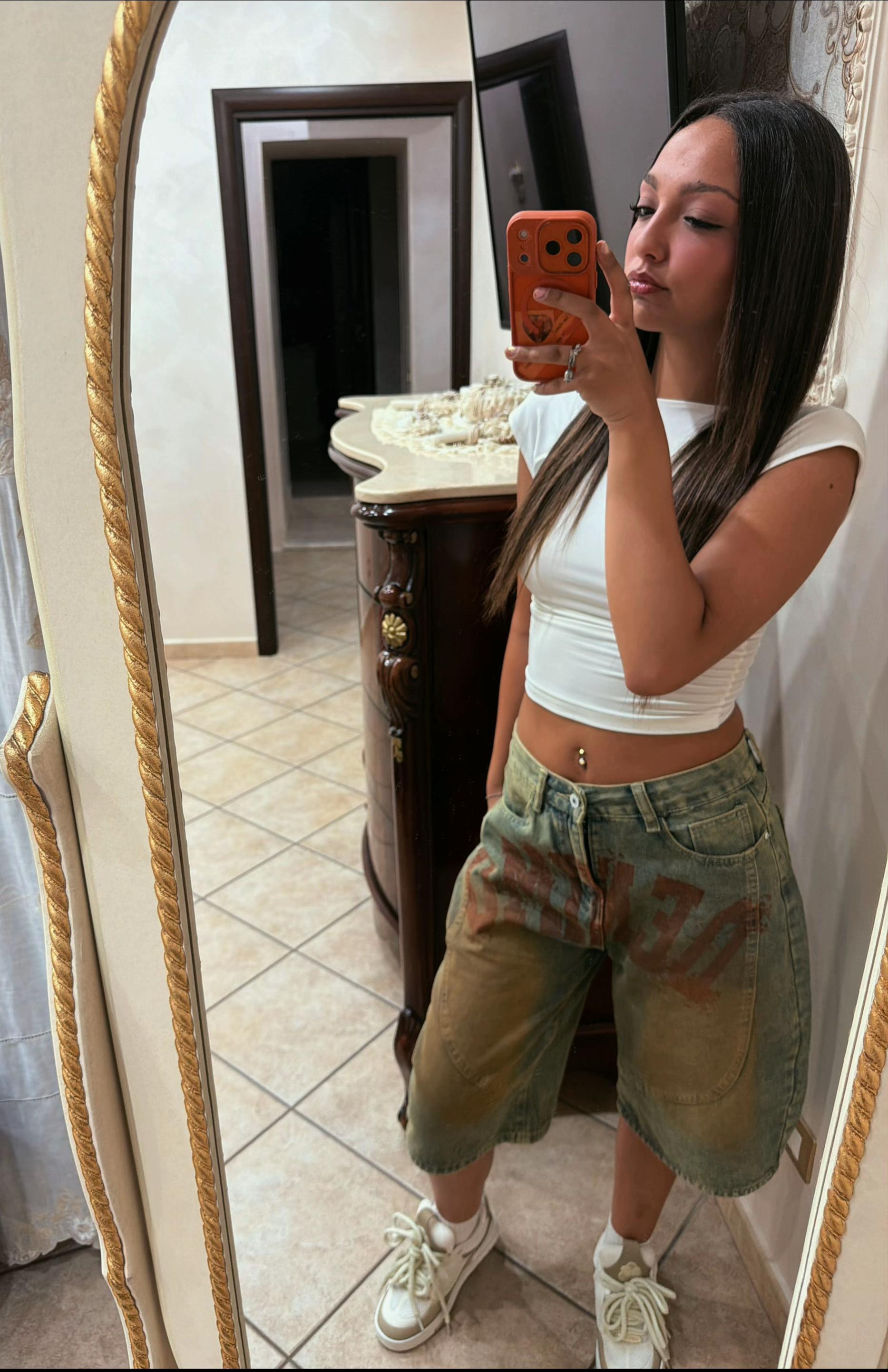 @𝓖𝓲𝓾𝓼𝔂 𝓛𝓪𝓾𝓭𝓪𝓷𝓲 🌙