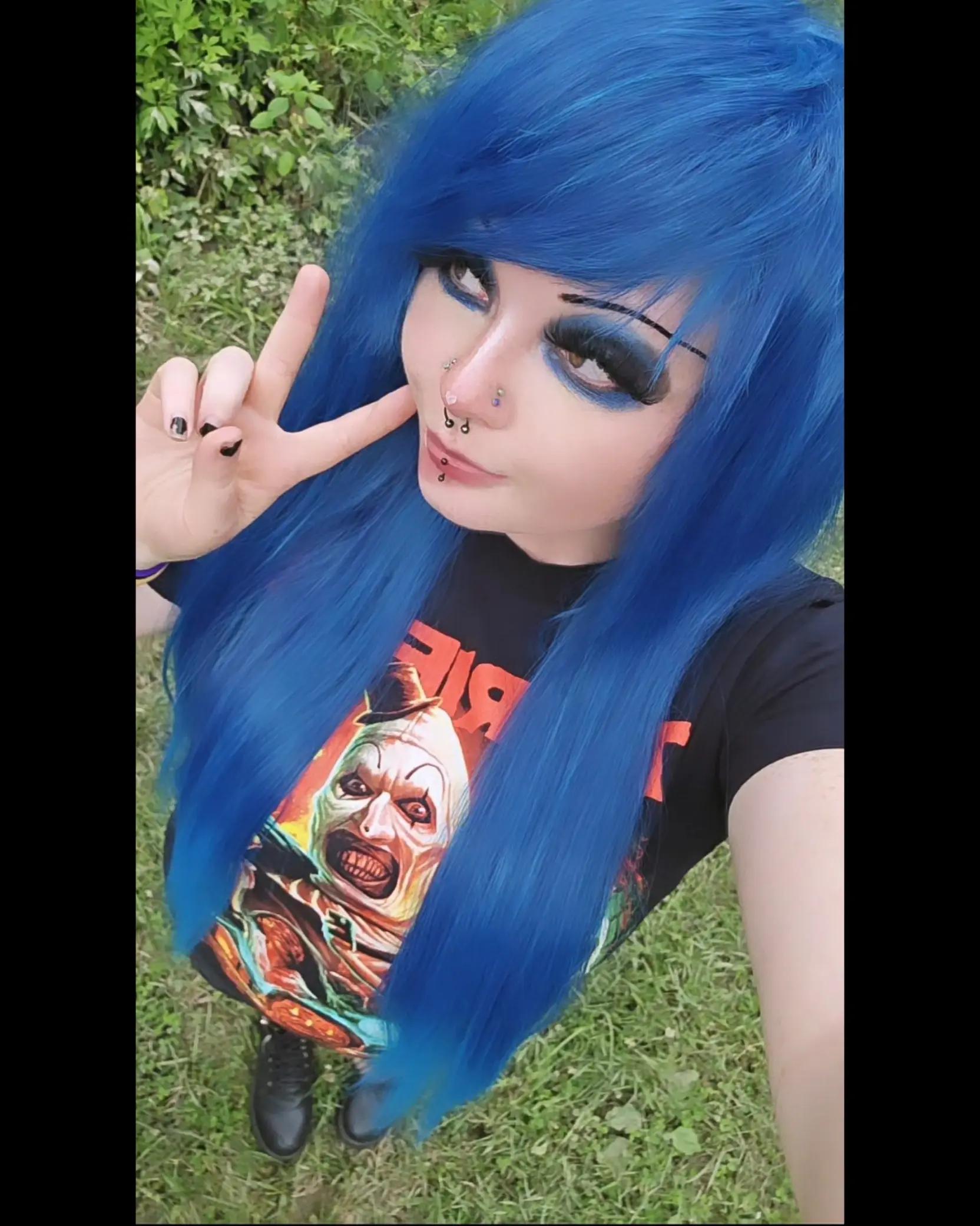 @Graveyardbabe1031