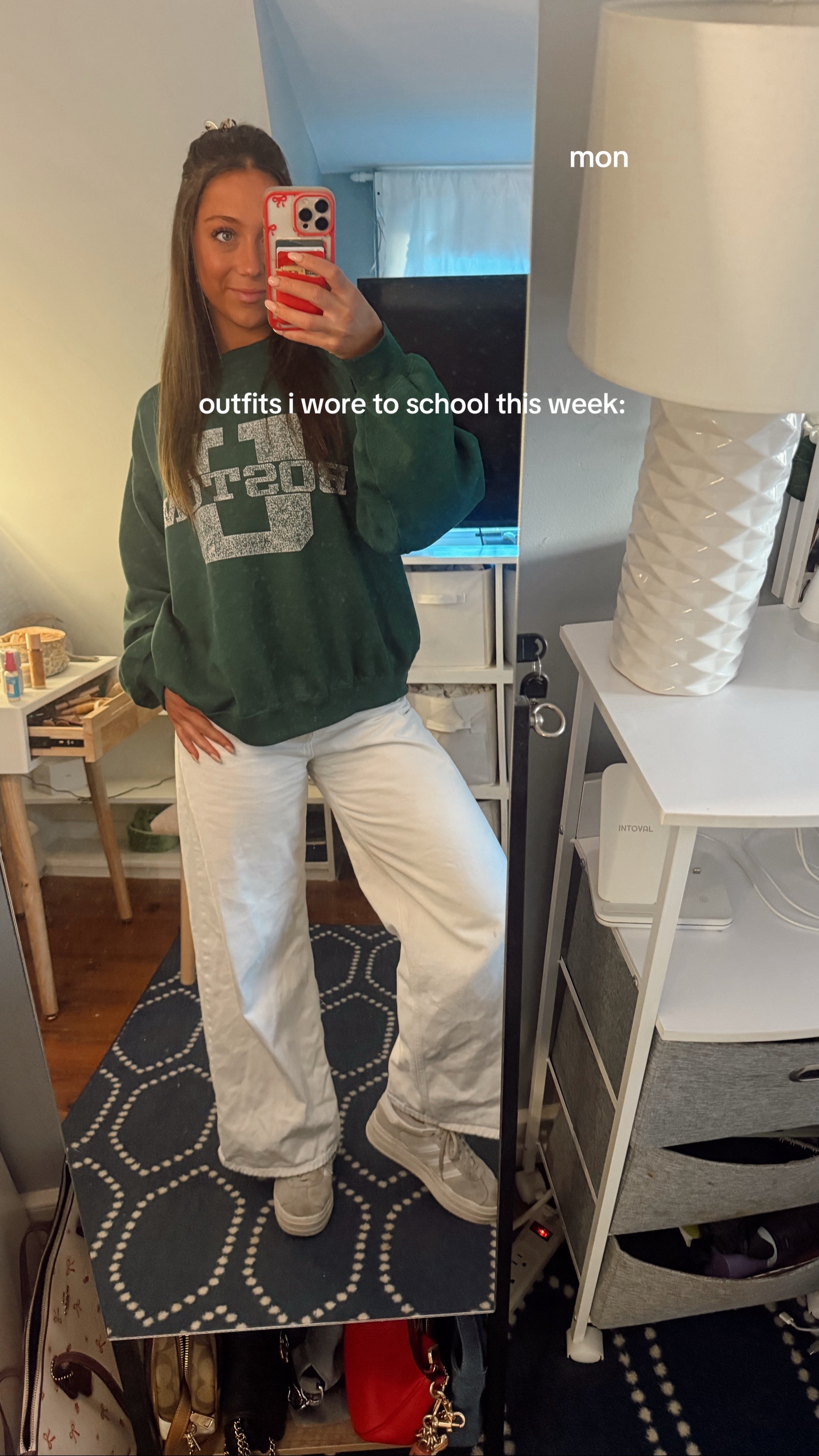 @notcarolineaaron2