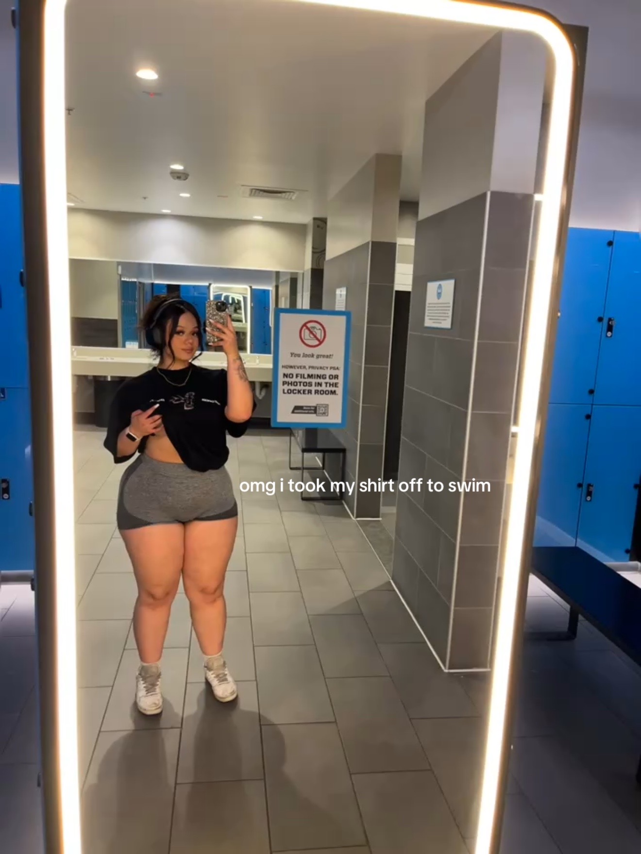 @𝒸𝒽𝓍𝓇𝒾𝓈𝒽𝟚𝟚𝟚