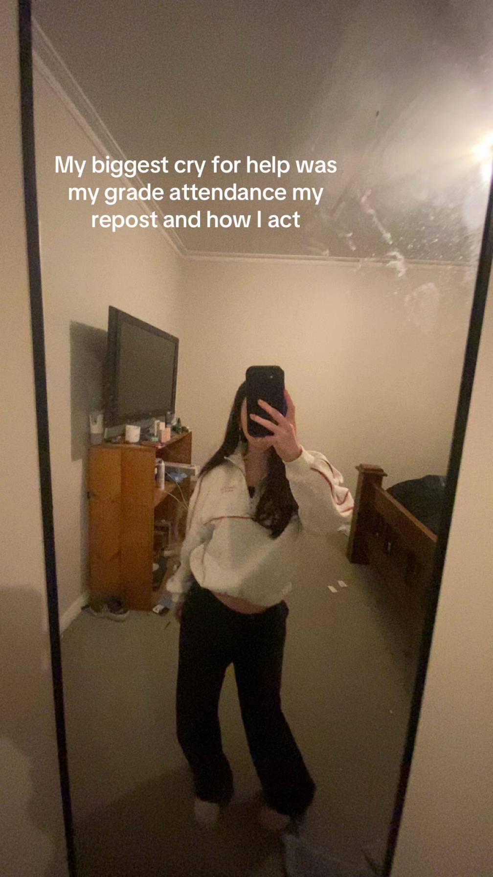 @kayla374820