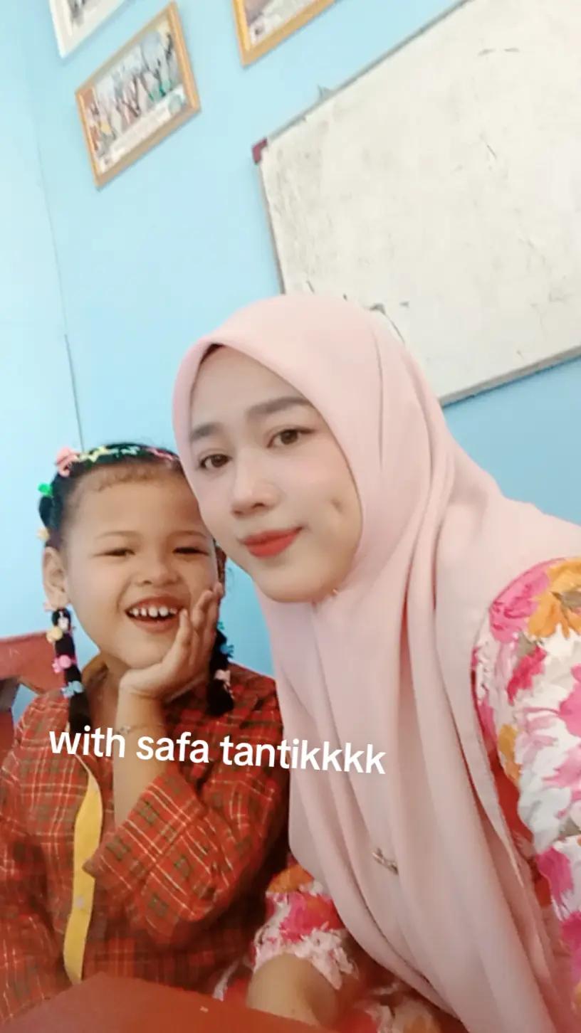 @farida8095