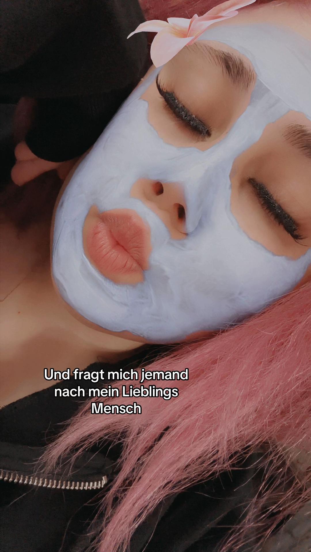 @Beccy🦋۶ৎ