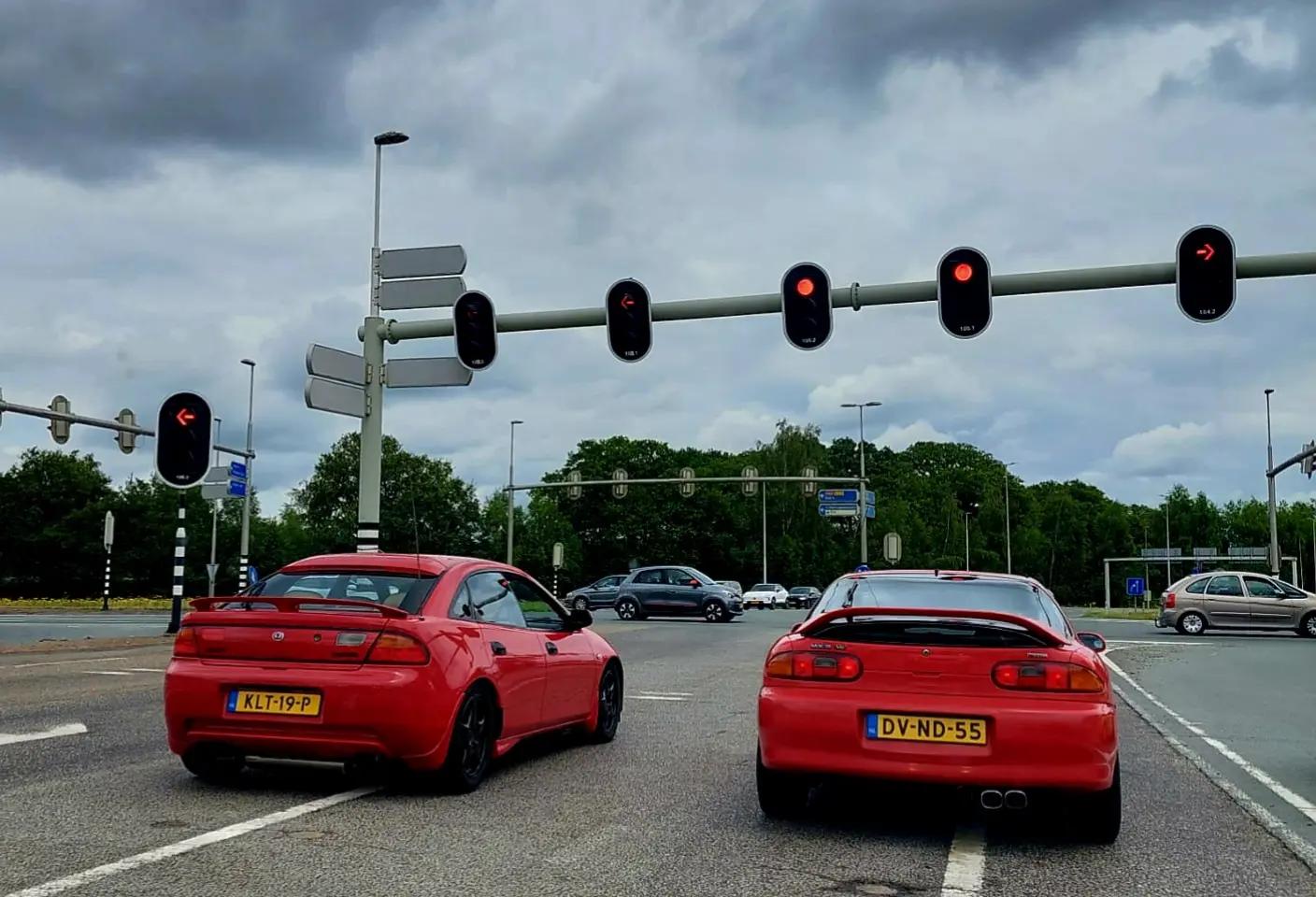 @Mazda 323 bf gt 1.8bp