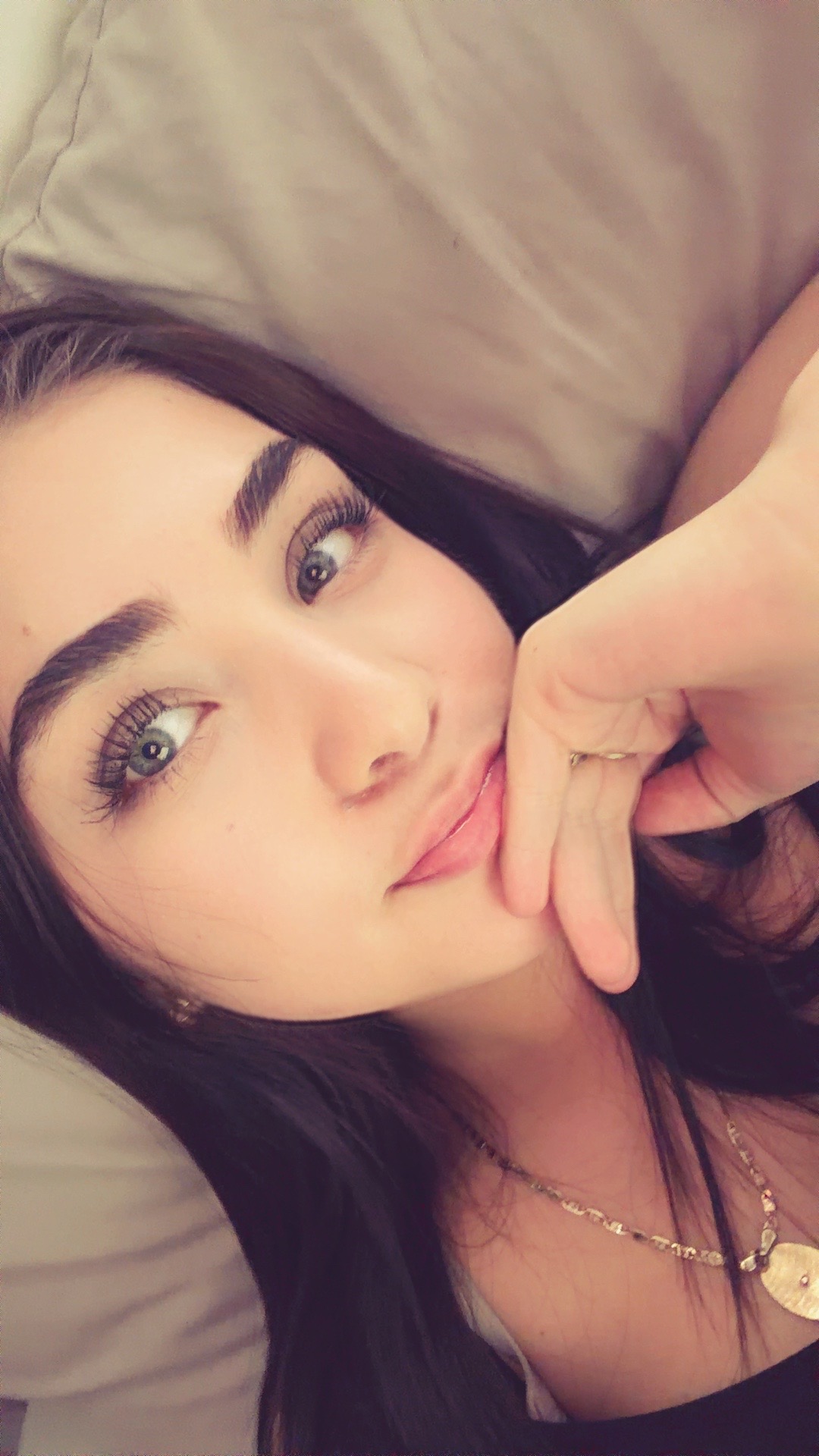 @daniela