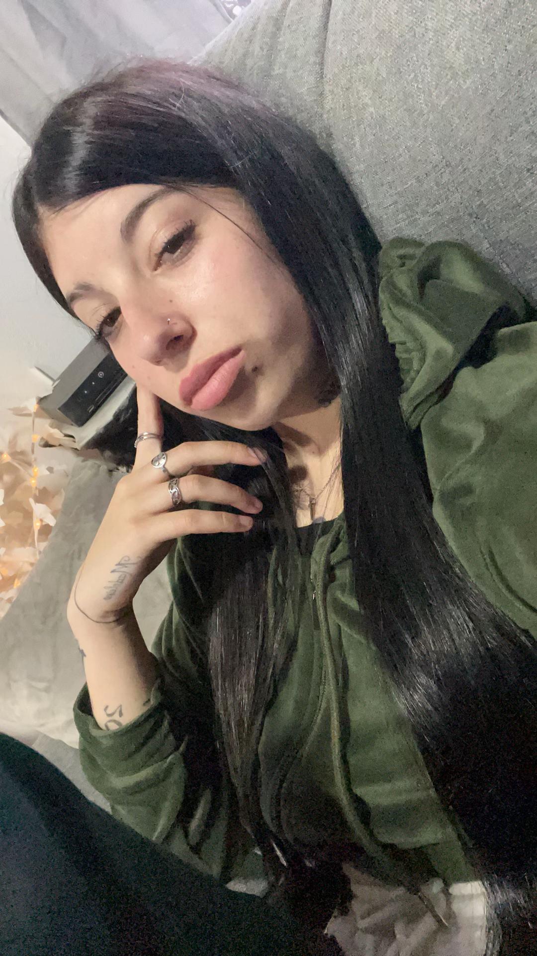 @Abril Mart&iacute;nez✝️📿