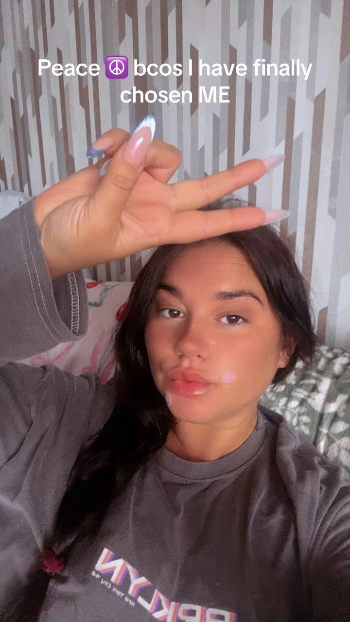 @luanapeach