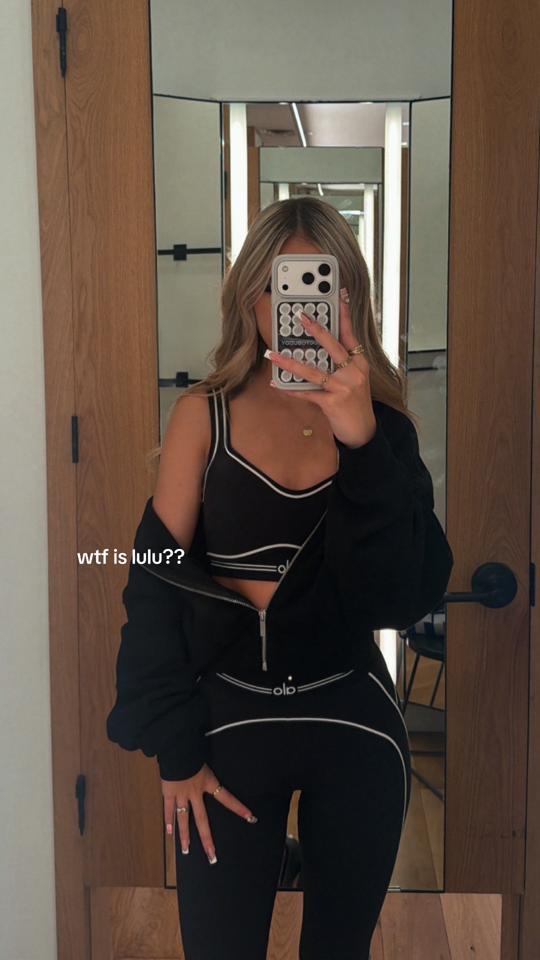 @lilyy 🪽