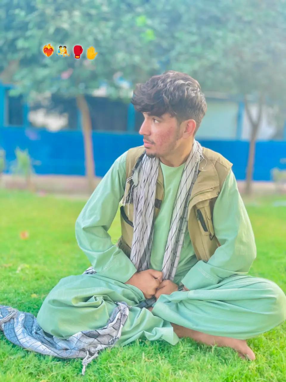 @→_→وحشي♡ᴥباب