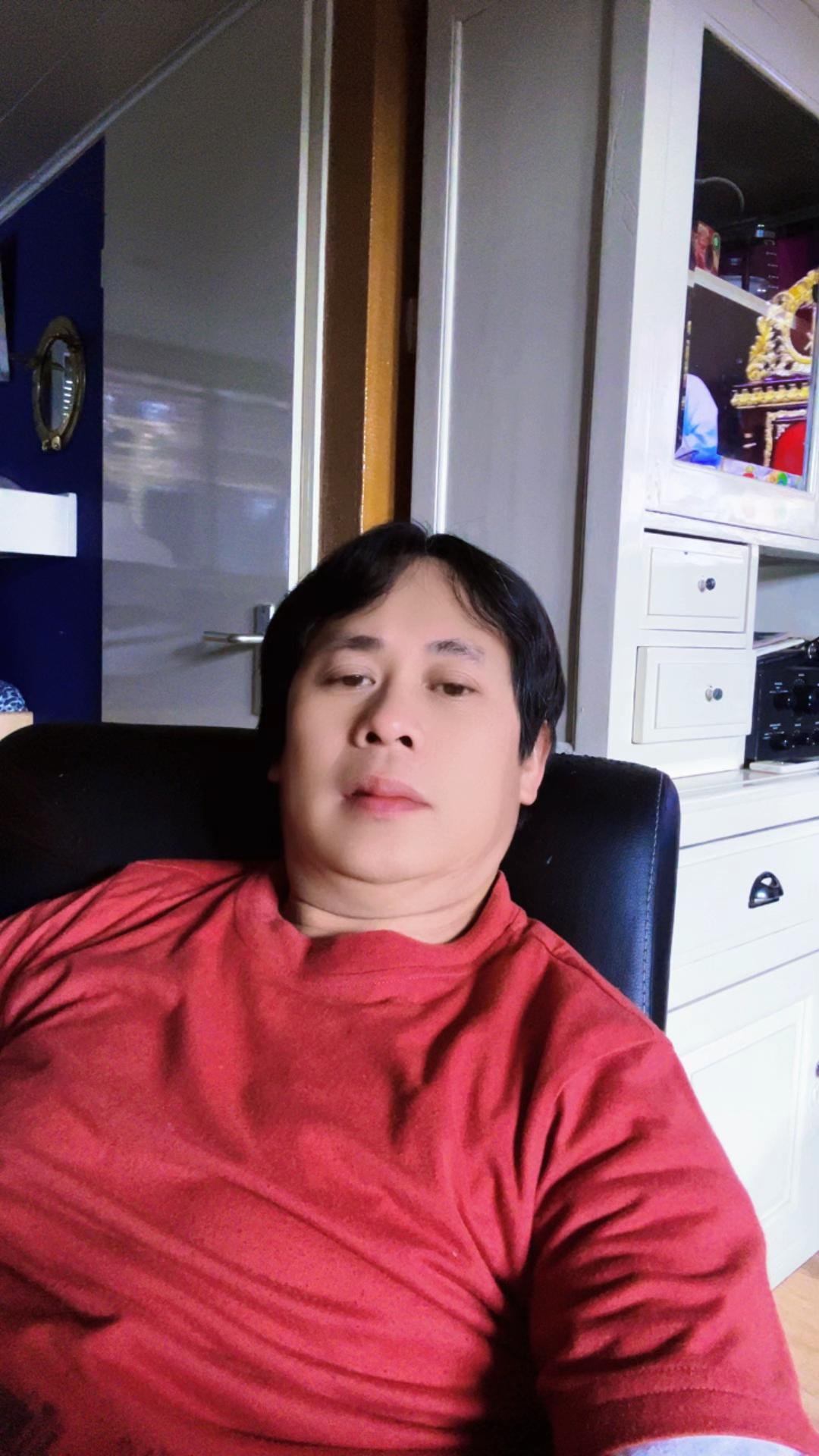 @Charley Dela Cruz