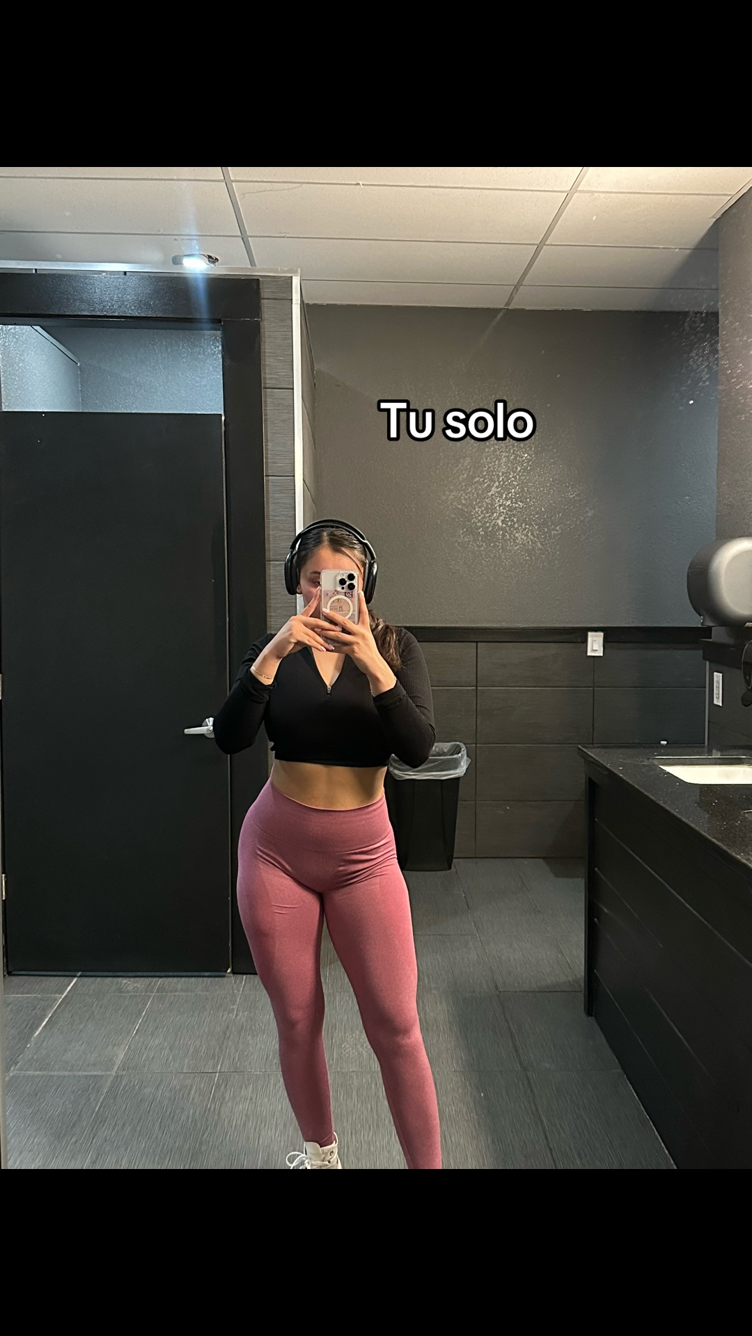@Mireya