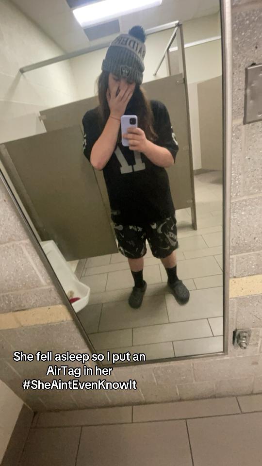 @Dat kid Evan☘️