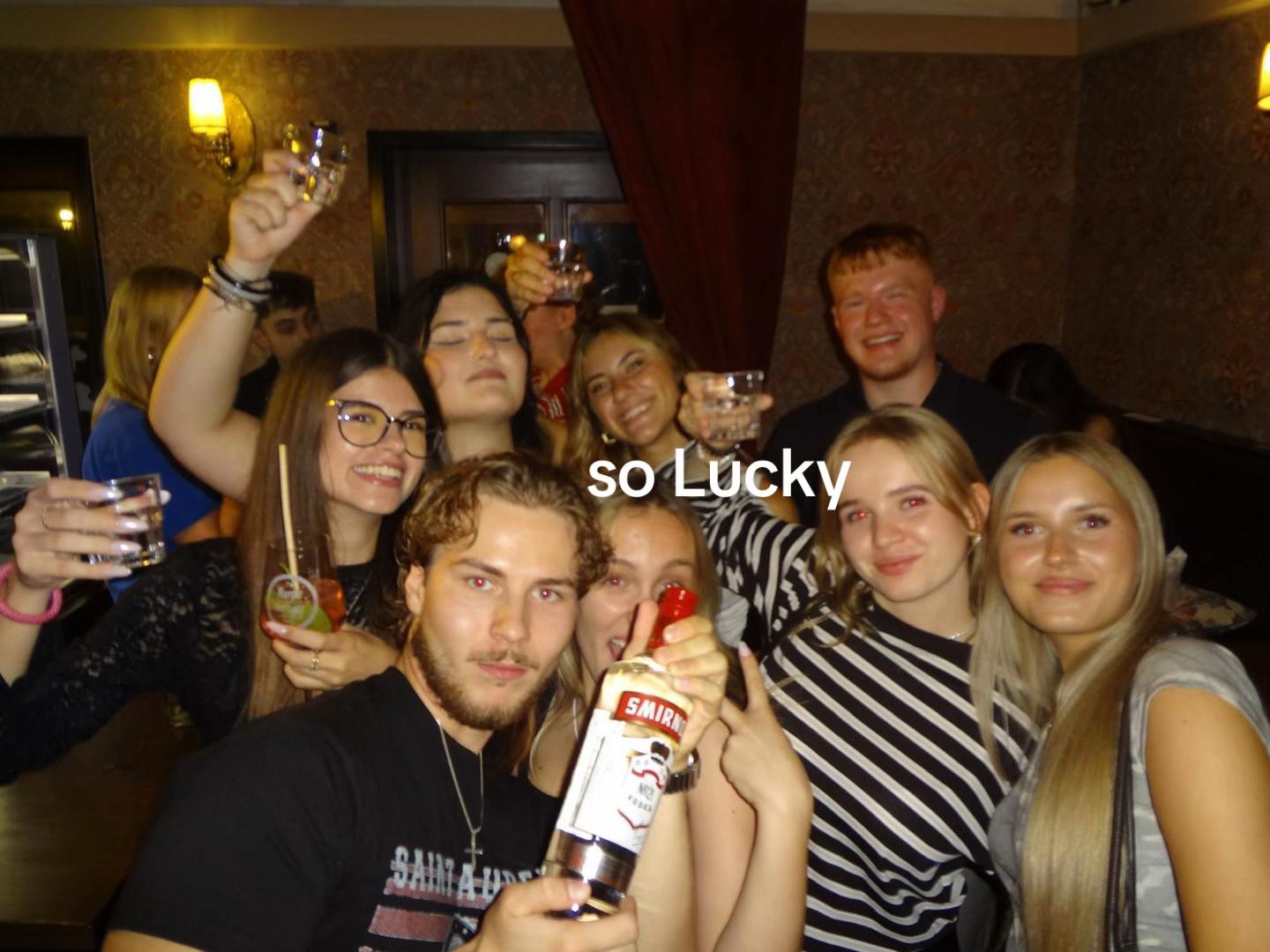 @alena ꩜🍸🪷 🍋&zwj;🟩🪩