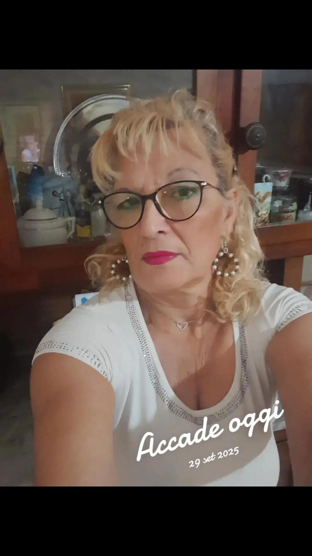 @elena