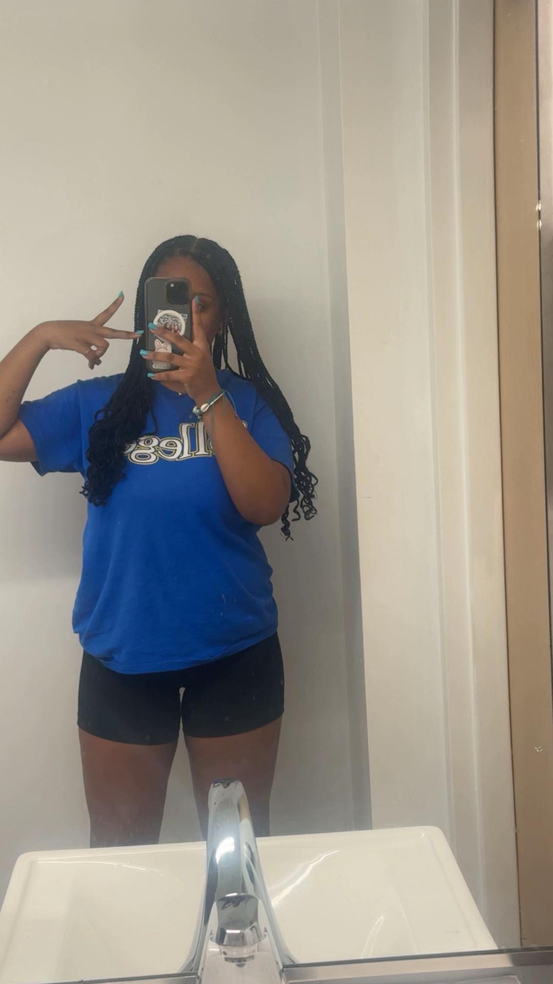 @𝒟𝒶𝓎𝓁𝒶