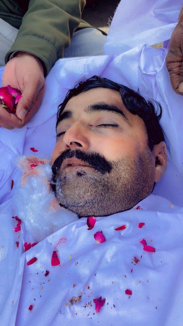 @💞MǍĽİĶ🇵🇰